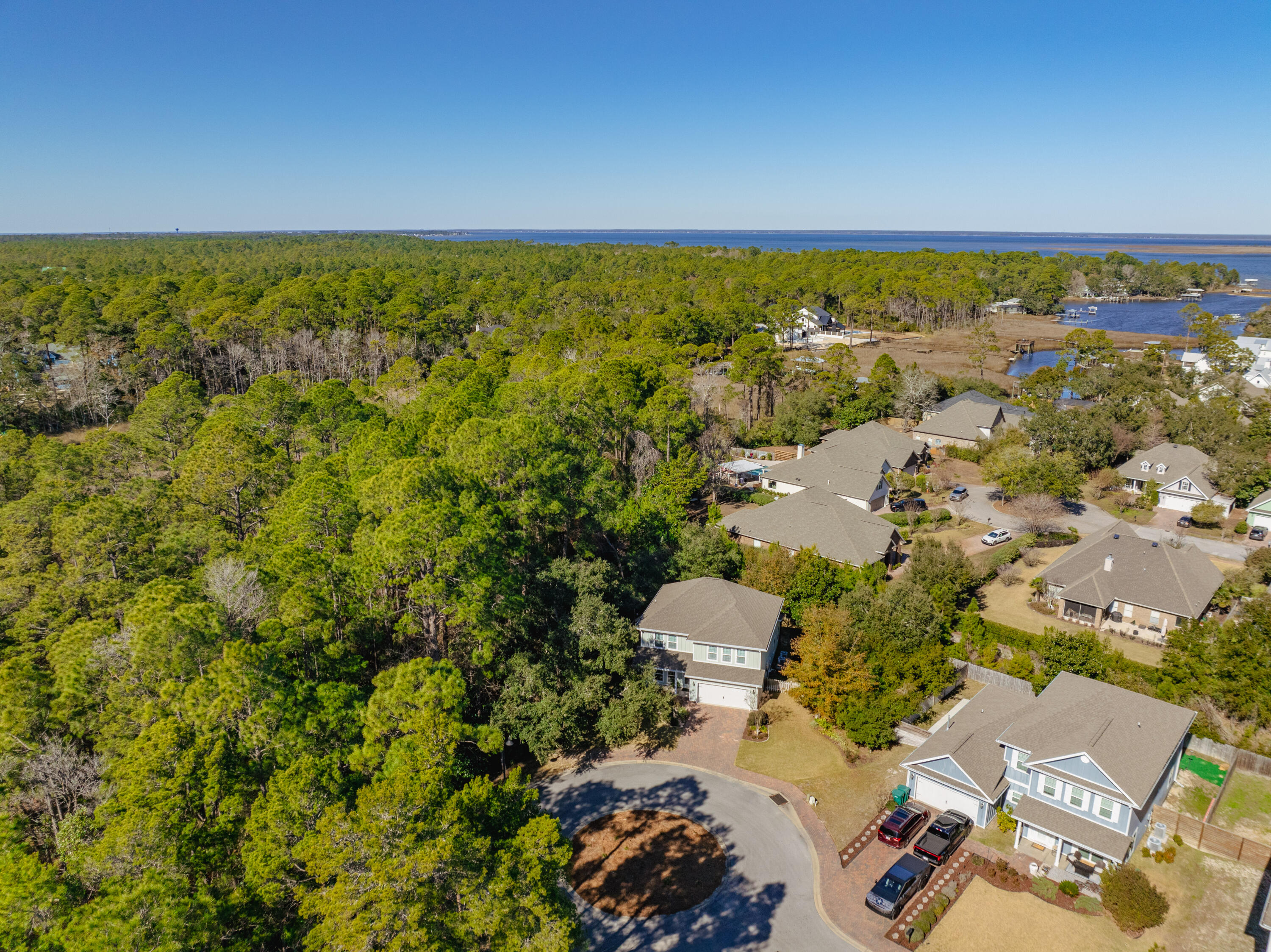 Mussett Bayou Manor - Residential