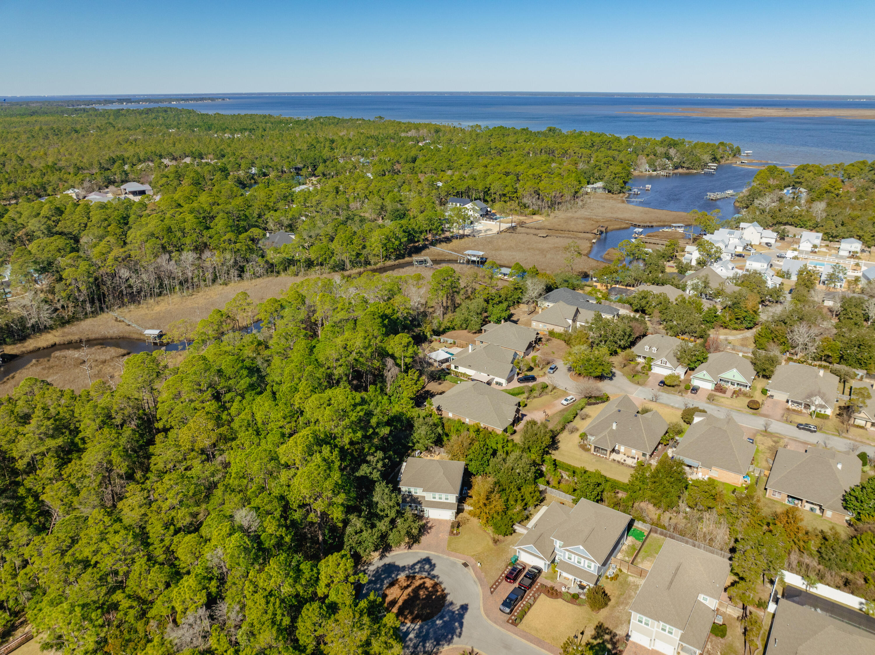 Mussett Bayou Manor - Residential