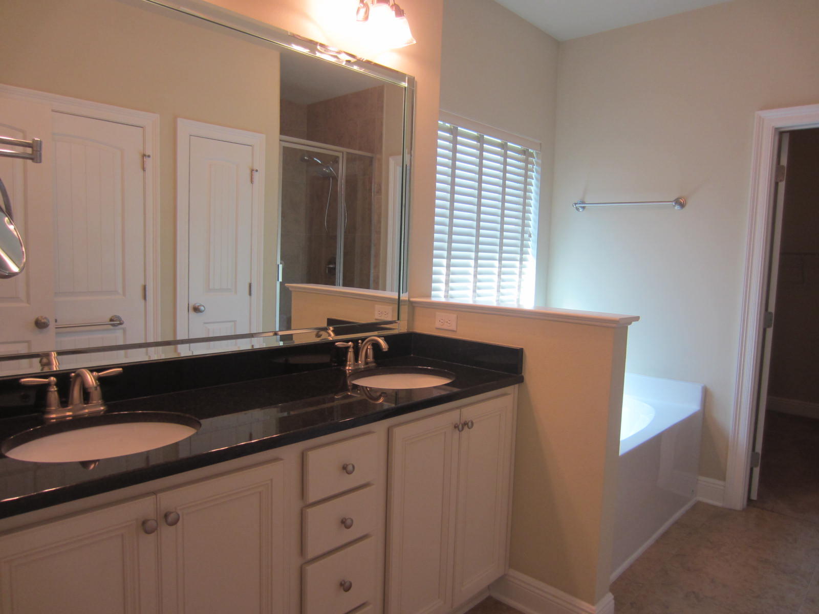 Oaks at Eden - Residential Lease