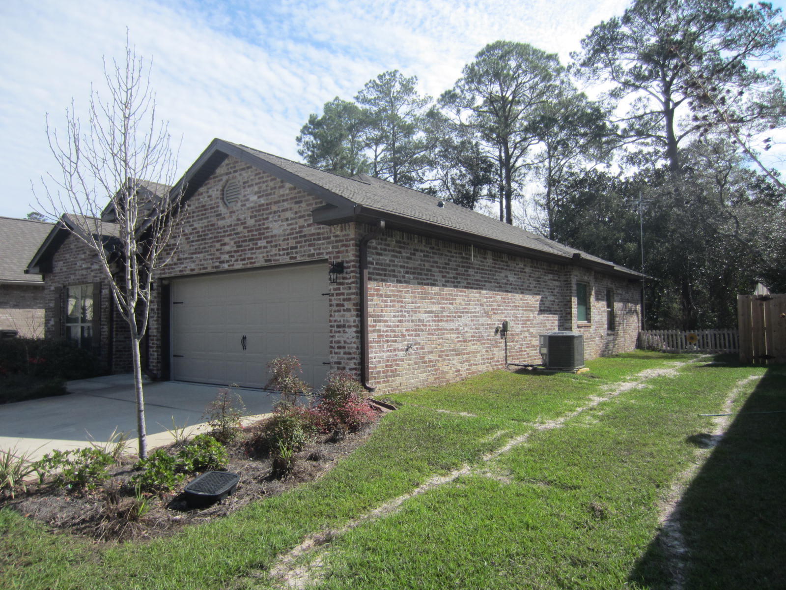 Oaks at Eden - Residential Lease