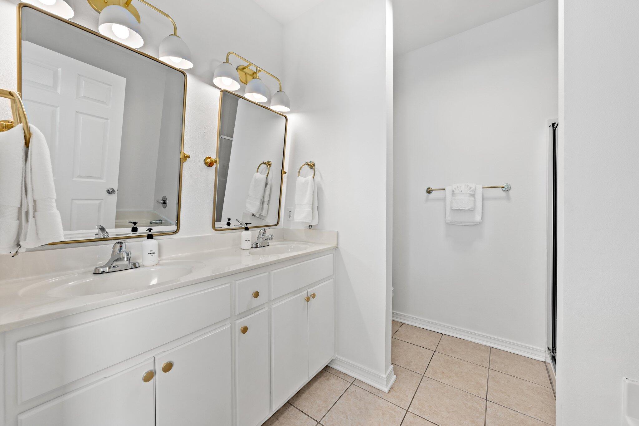 GULFSIDE COTTAGES - Residential