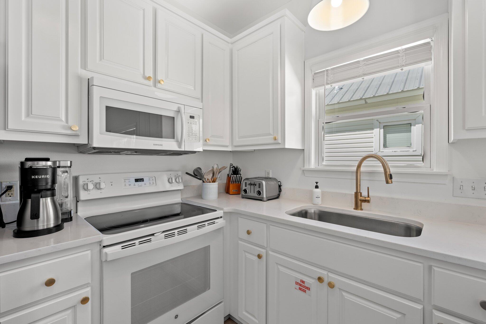 GULFSIDE COTTAGES - Residential