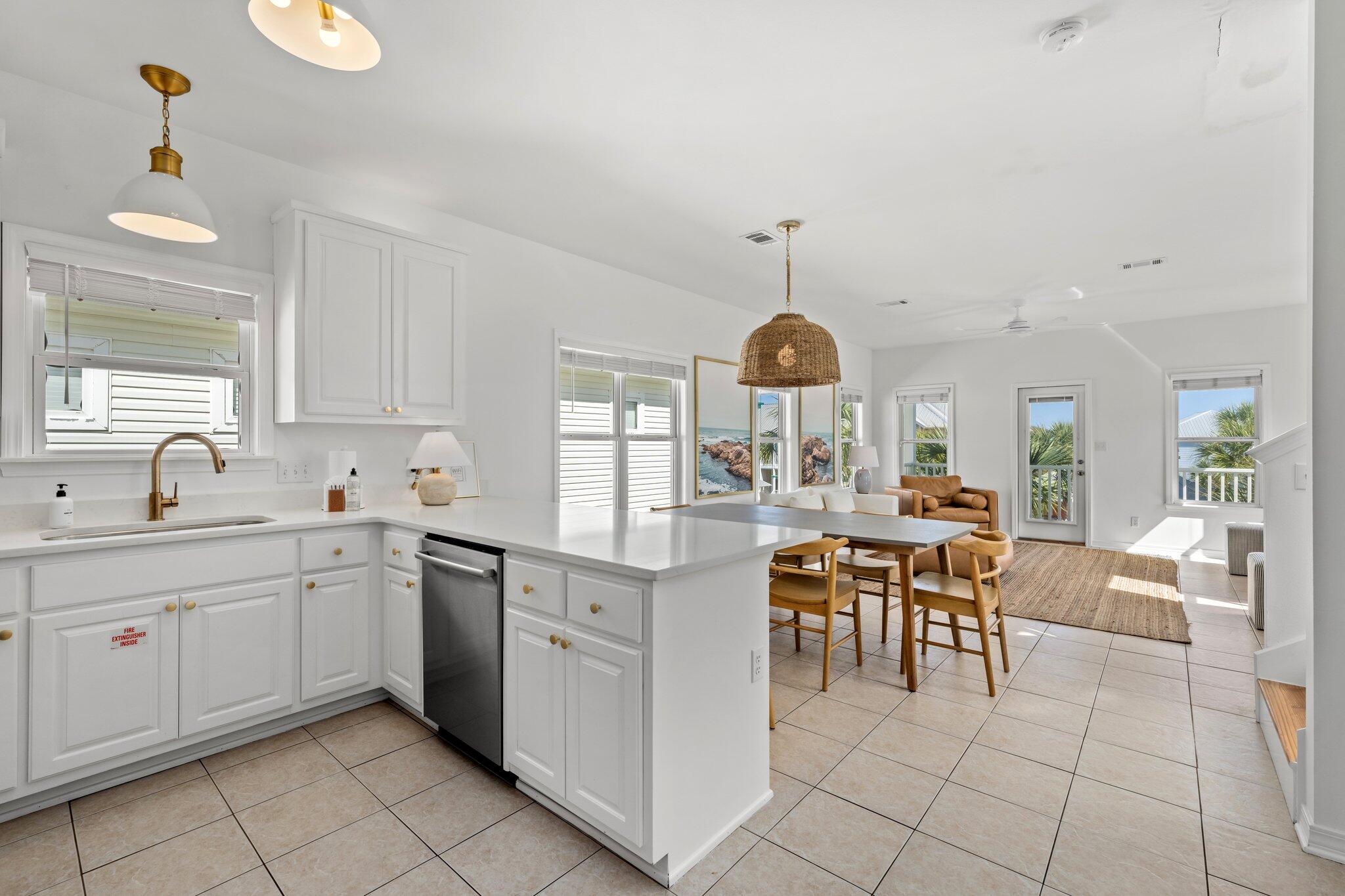 GULFSIDE COTTAGES - Residential