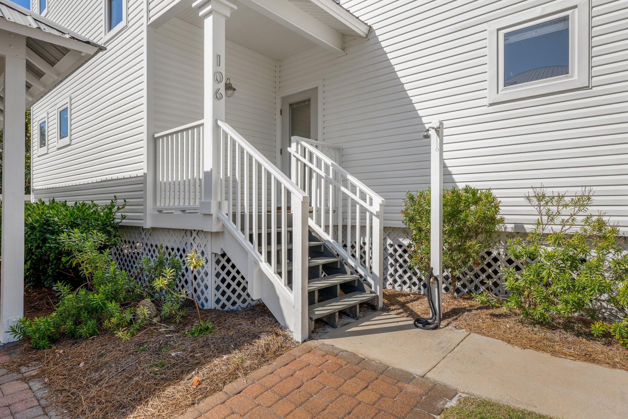 GULFSIDE COTTAGES - Residential