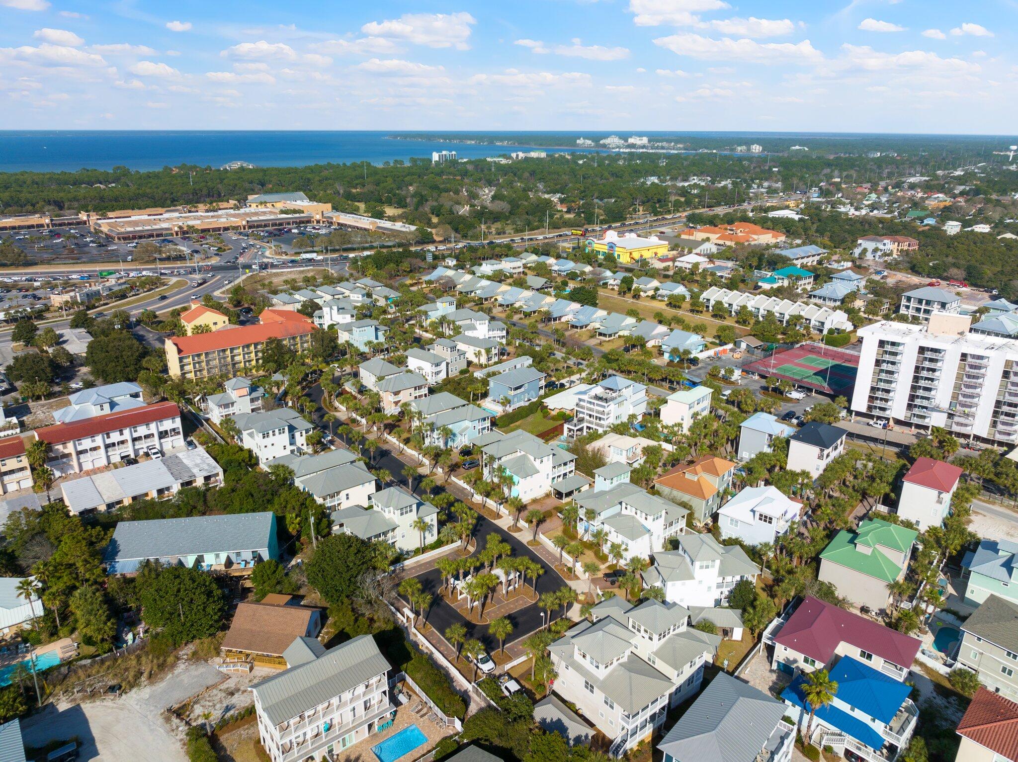 GULFSIDE COTTAGES - Residential