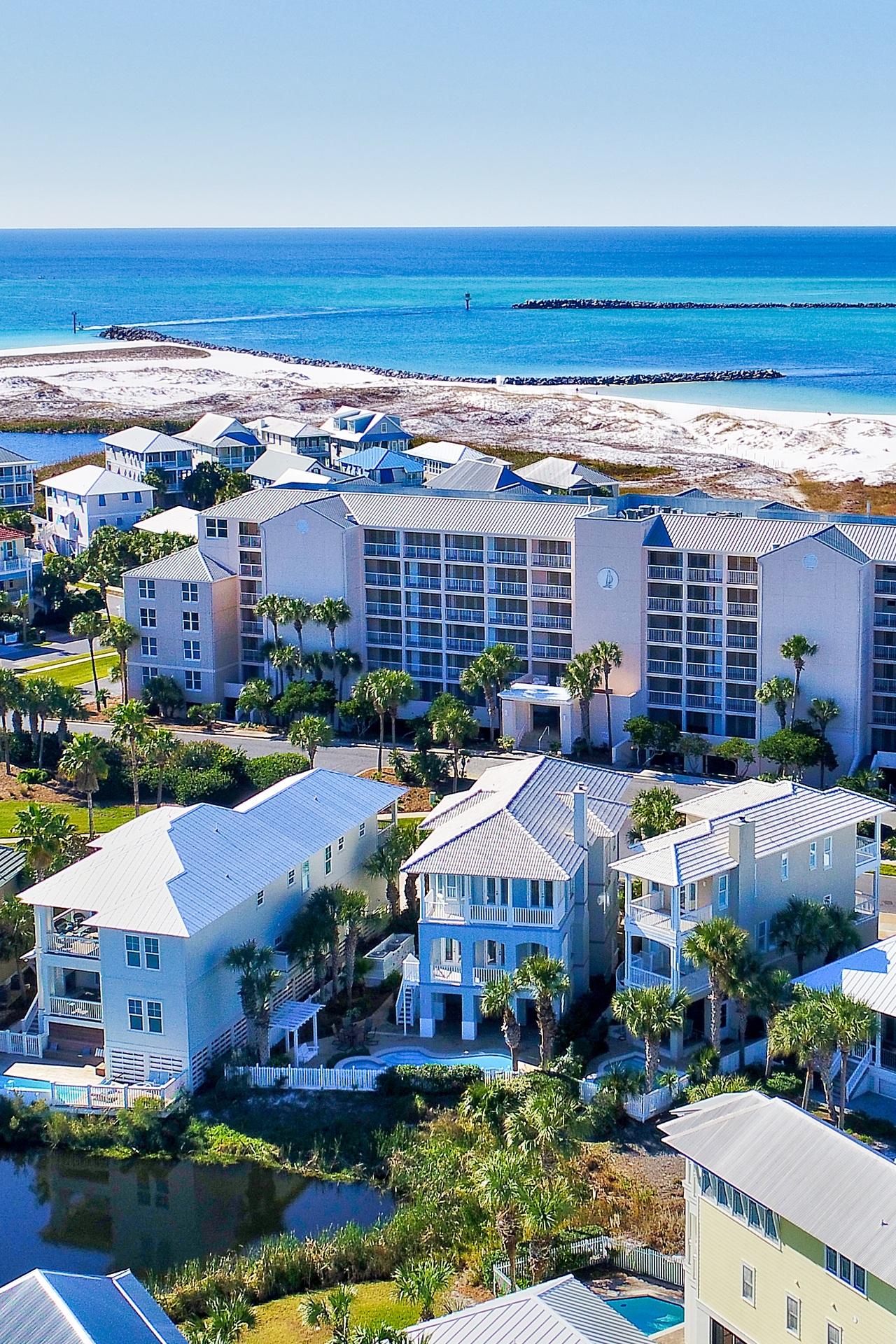 MAGNOLIA HOUSE - Residential