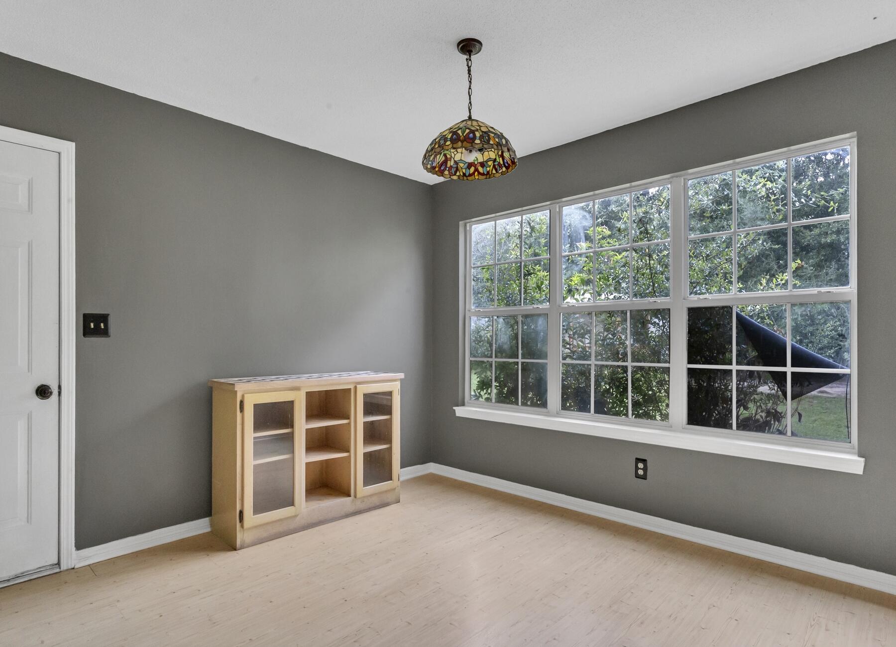 SOUTH POINTE ESTATES - Residential Lease