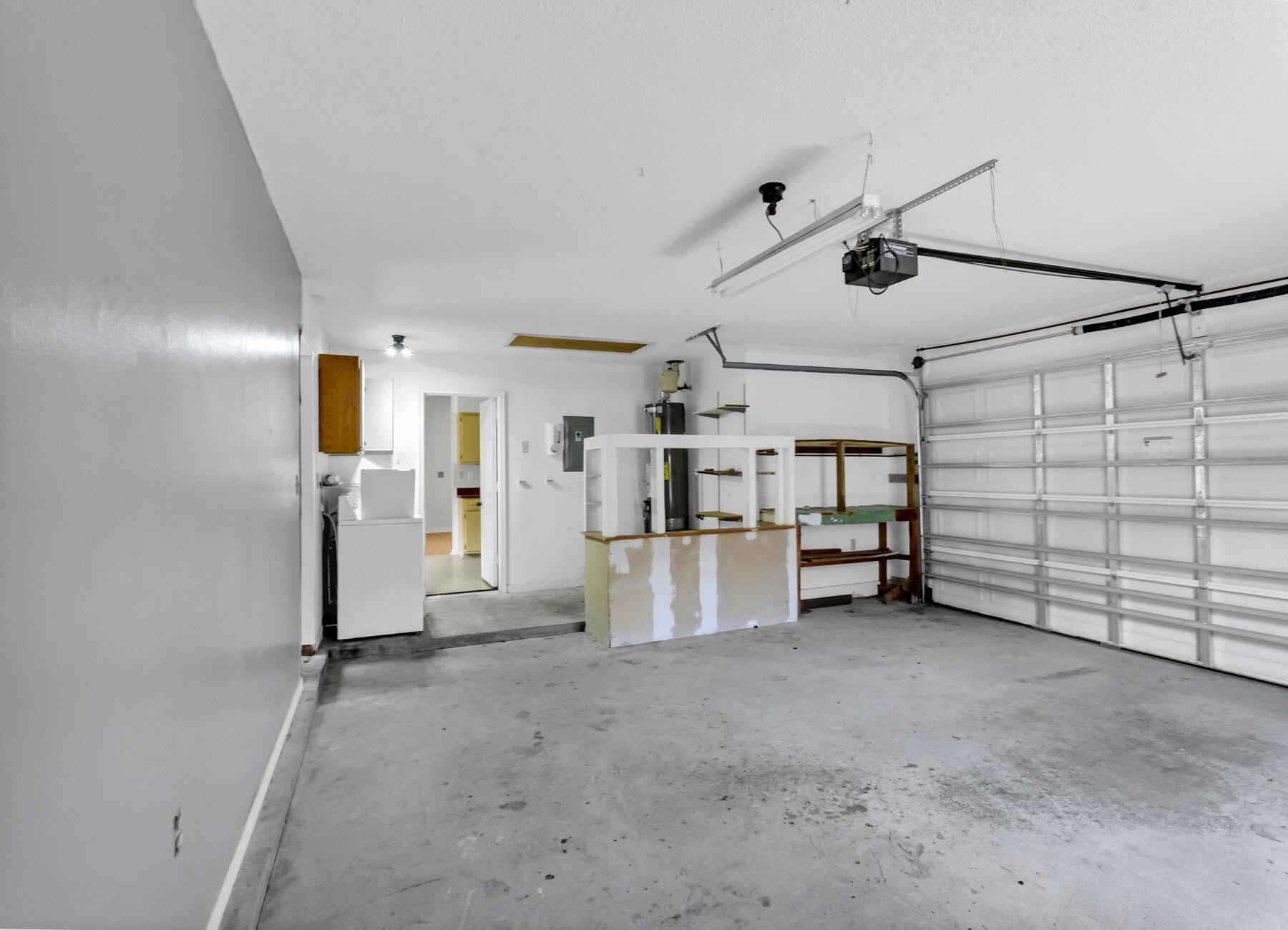 SOUTH POINTE ESTATES - Residential Lease