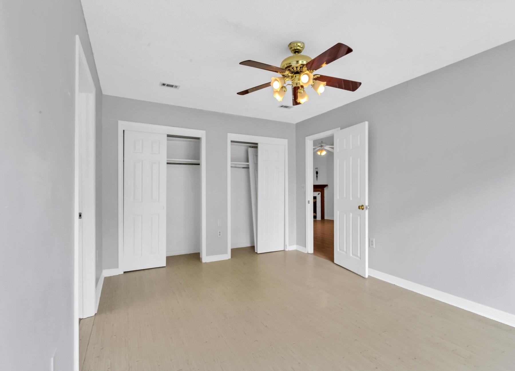 SOUTH POINTE ESTATES - Residential Lease