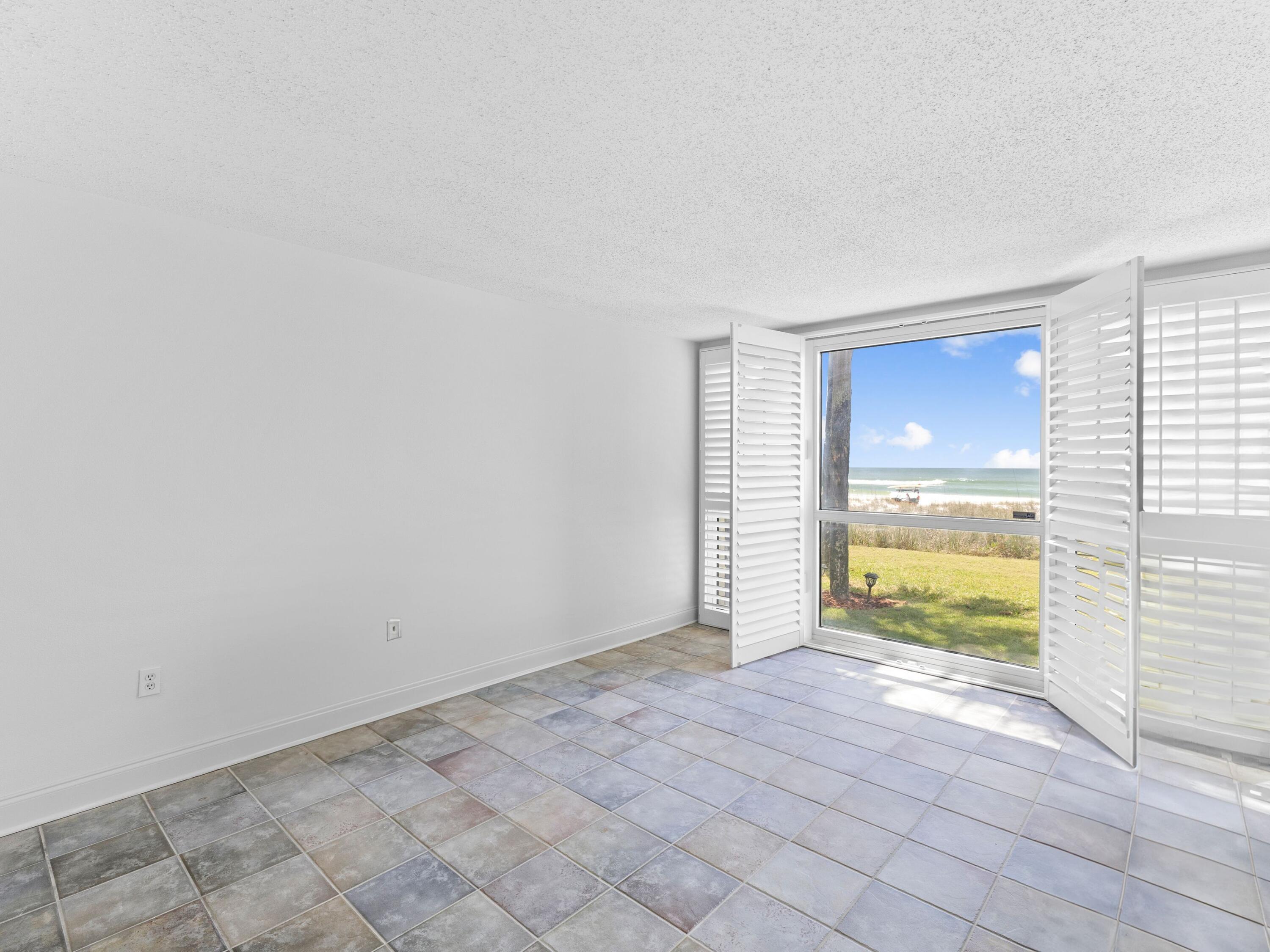 GRAND MARINER PH 1 - Residential