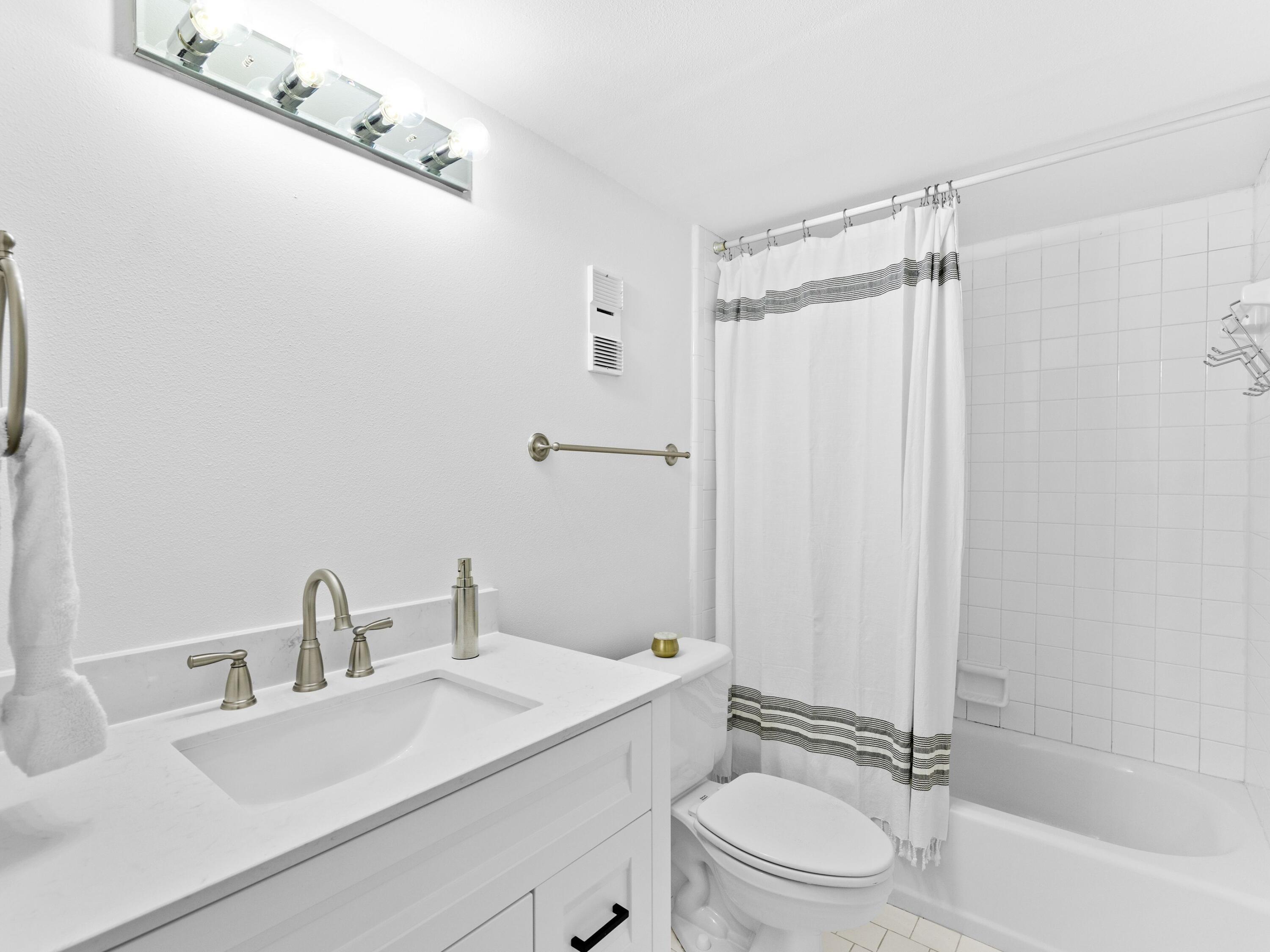 GRAND MARINER PH 1 - Residential