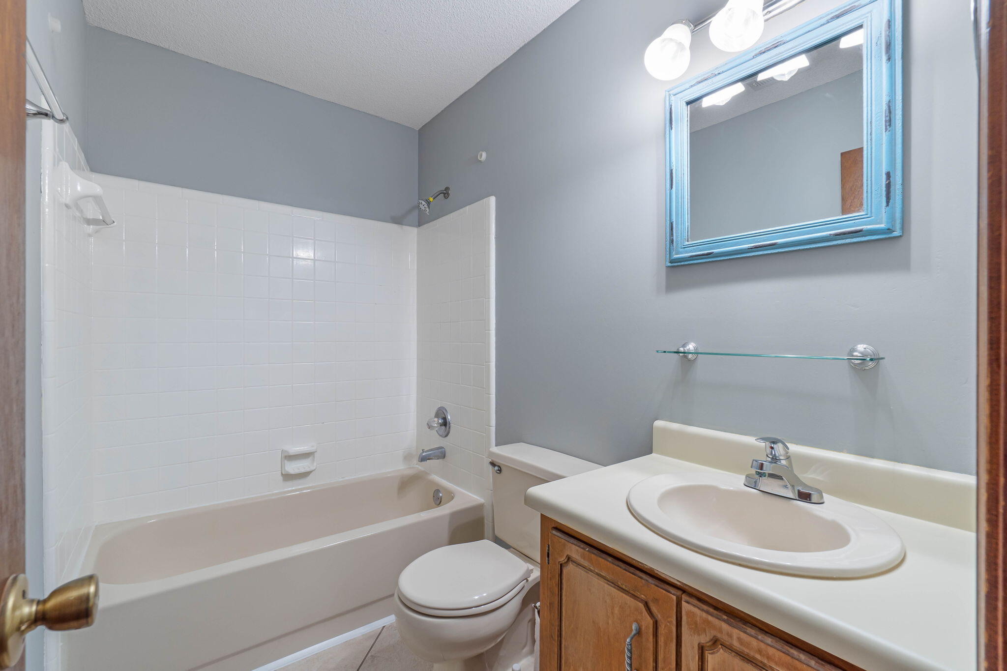 UNIVERSITY STATION - Residential