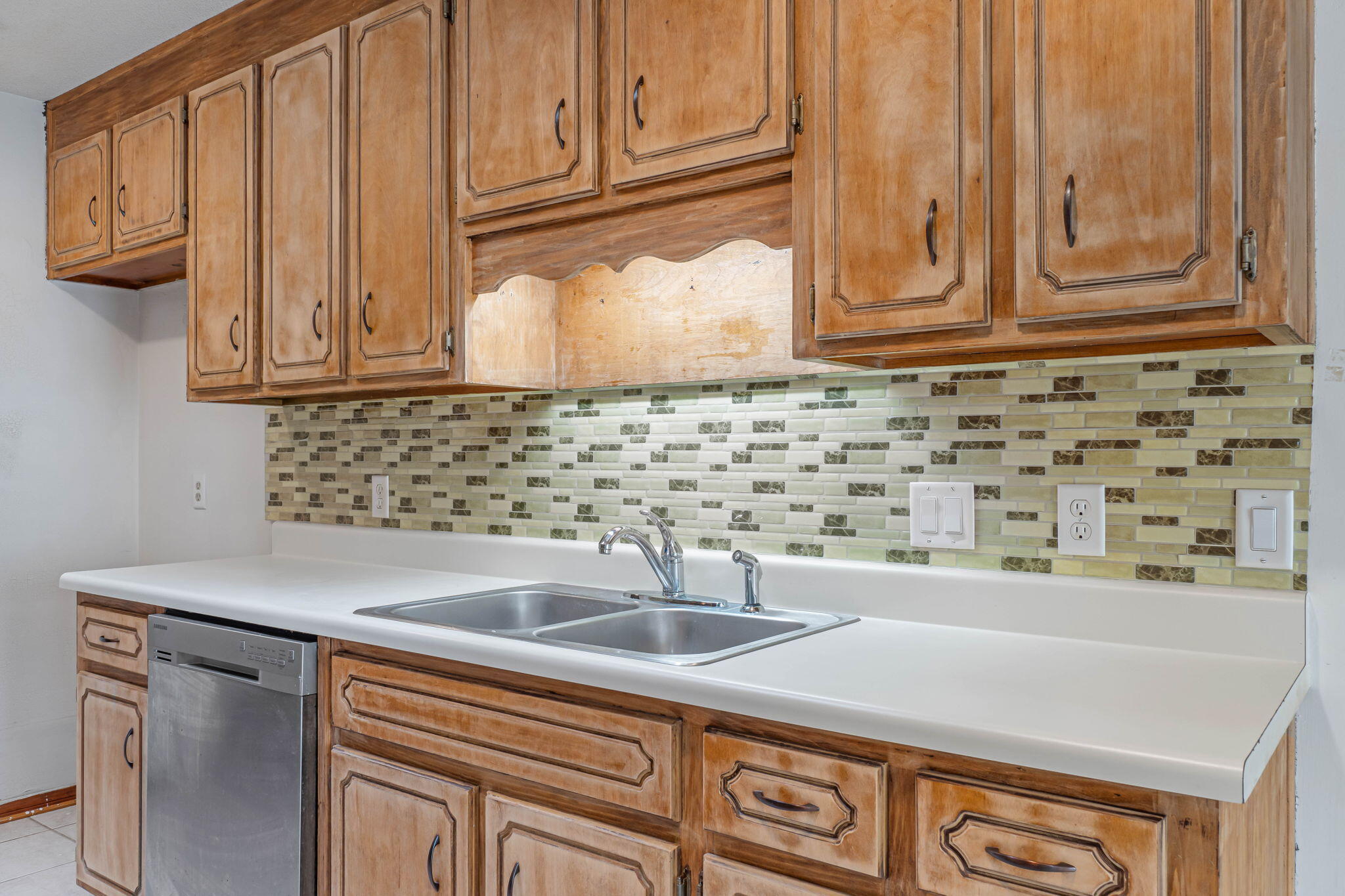 UNIVERSITY STATION - Residential