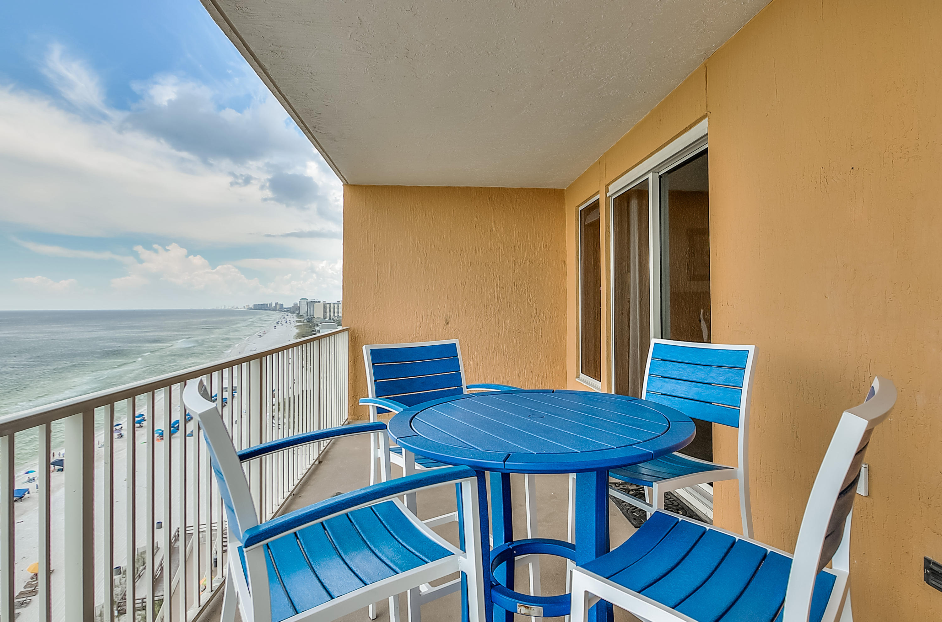 TREASURE ISLAND - Residential