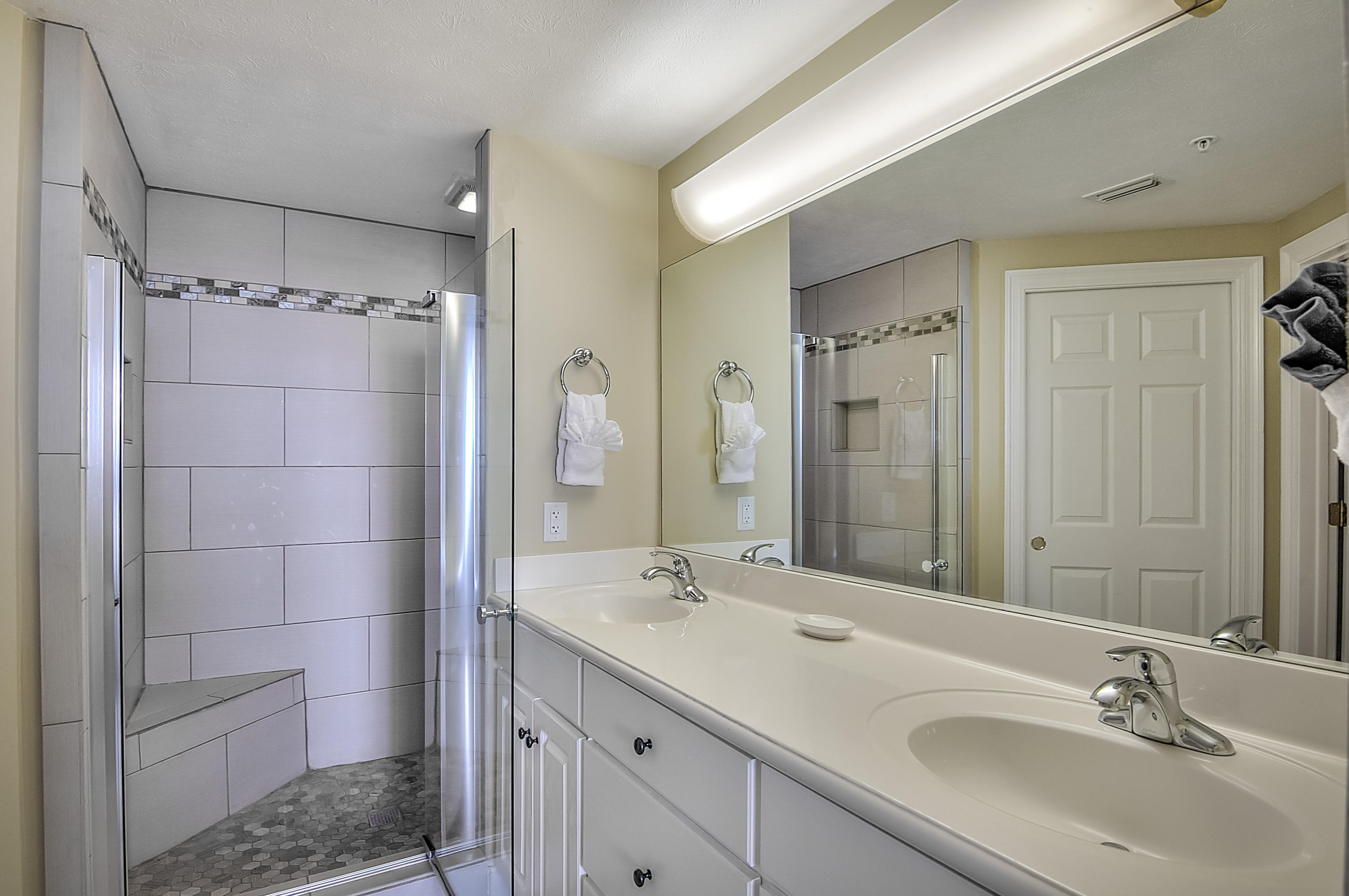 TREASURE ISLAND - Residential