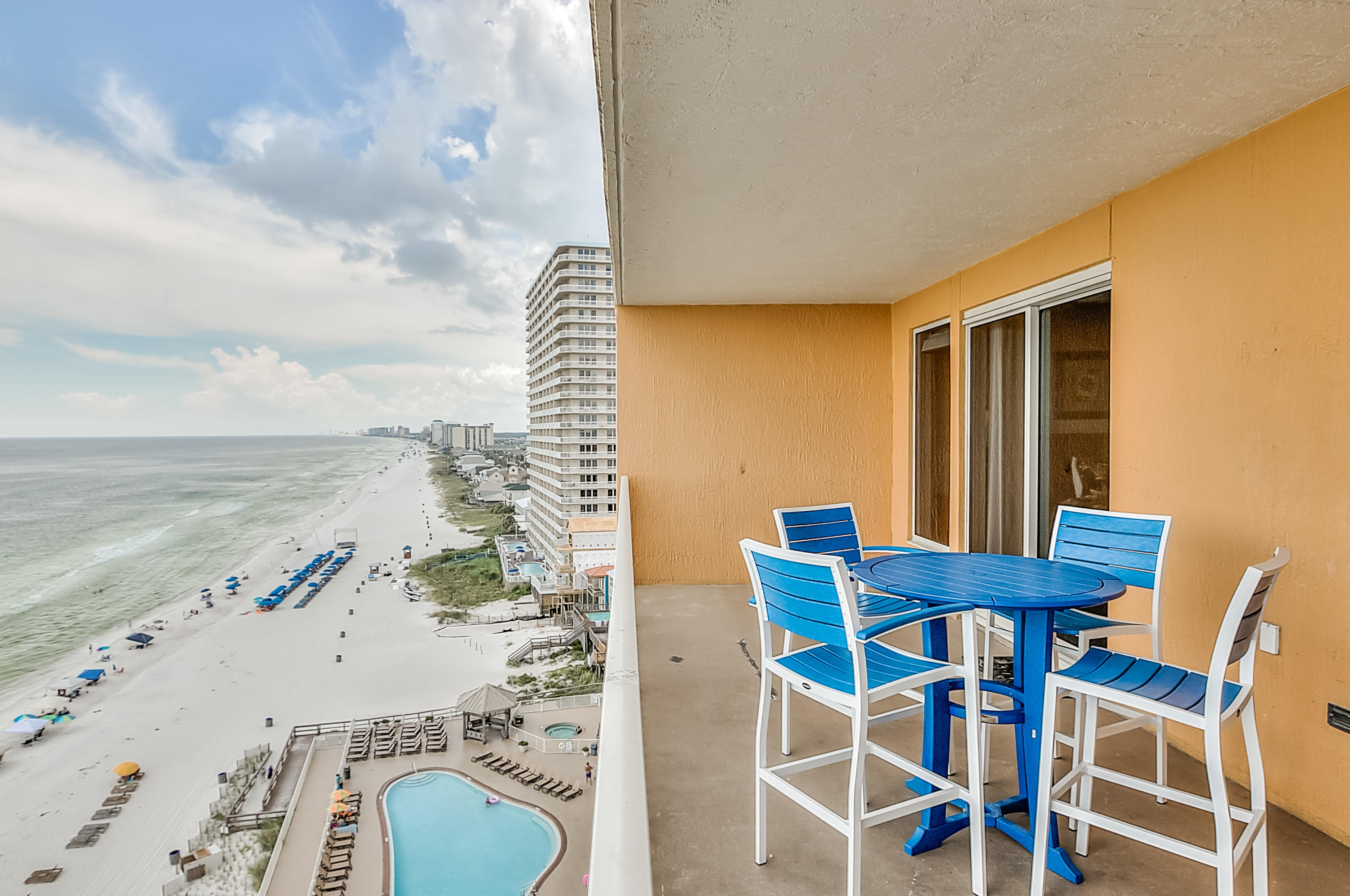 TREASURE ISLAND - Residential