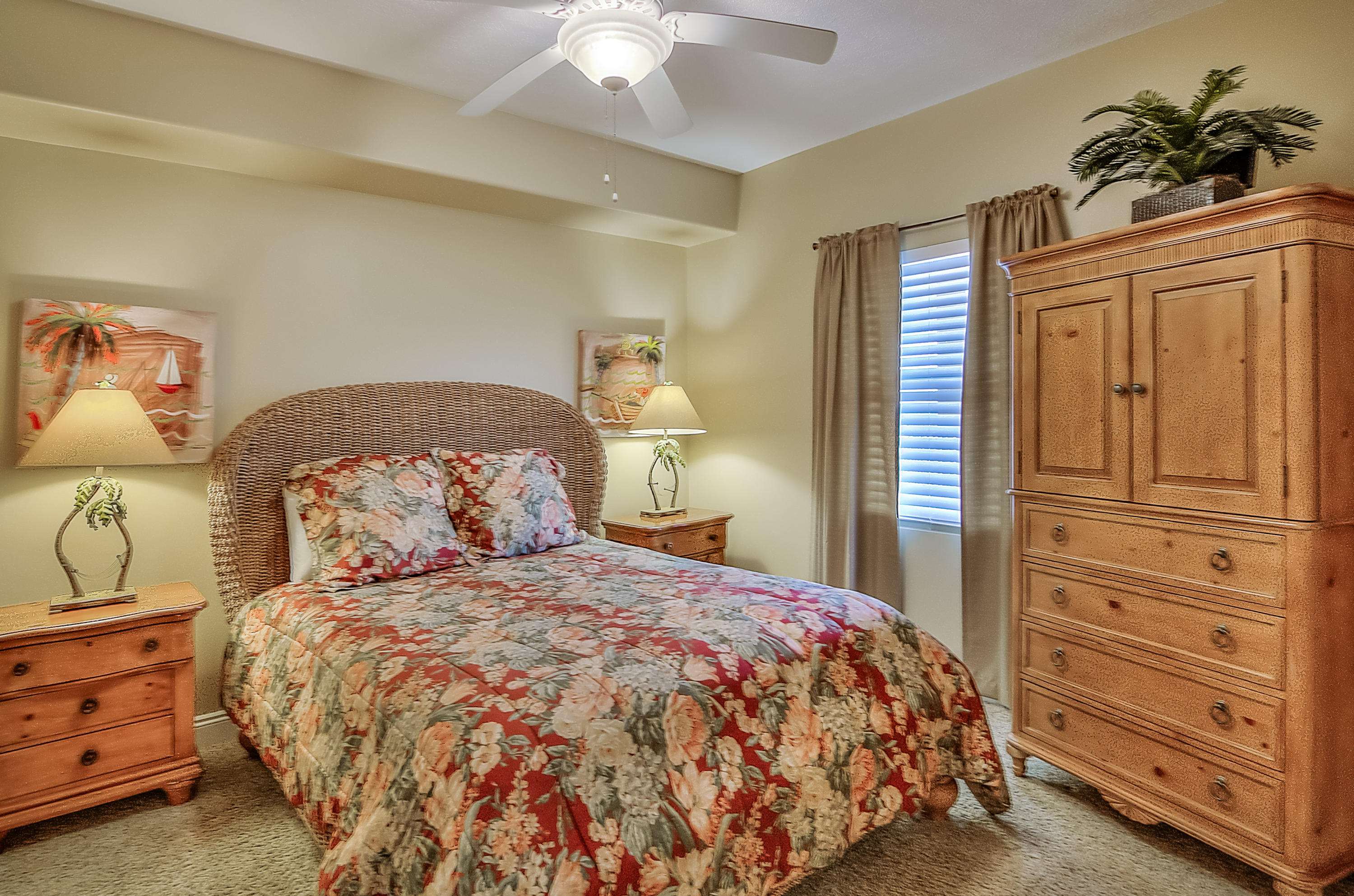 TREASURE ISLAND - Residential