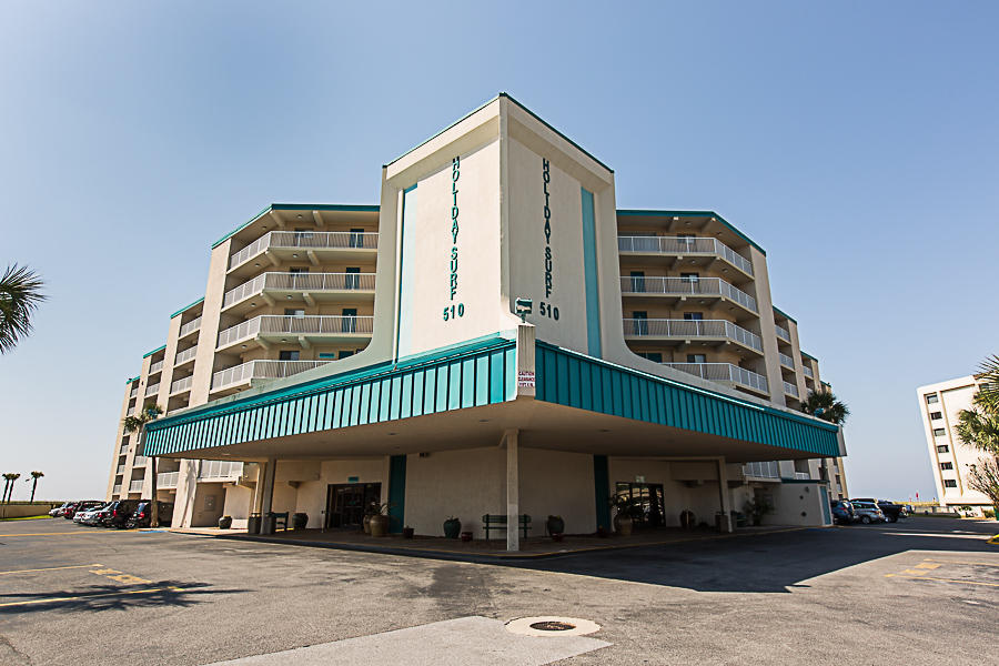 HOLIDAY SURF & RACQUET CLUB - Residential