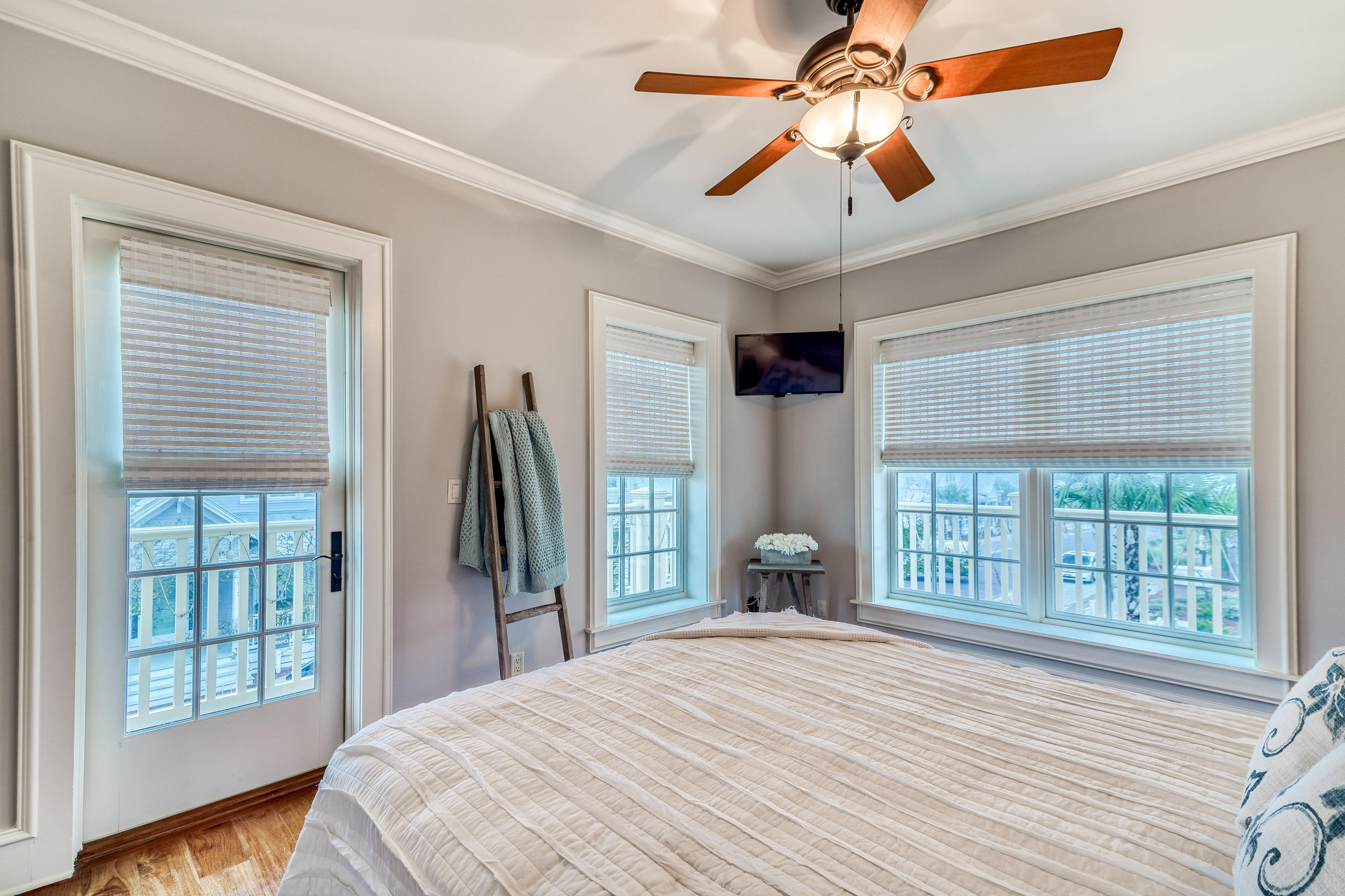 PROMINENCE/LUXURY TOWNHOMES - Residential