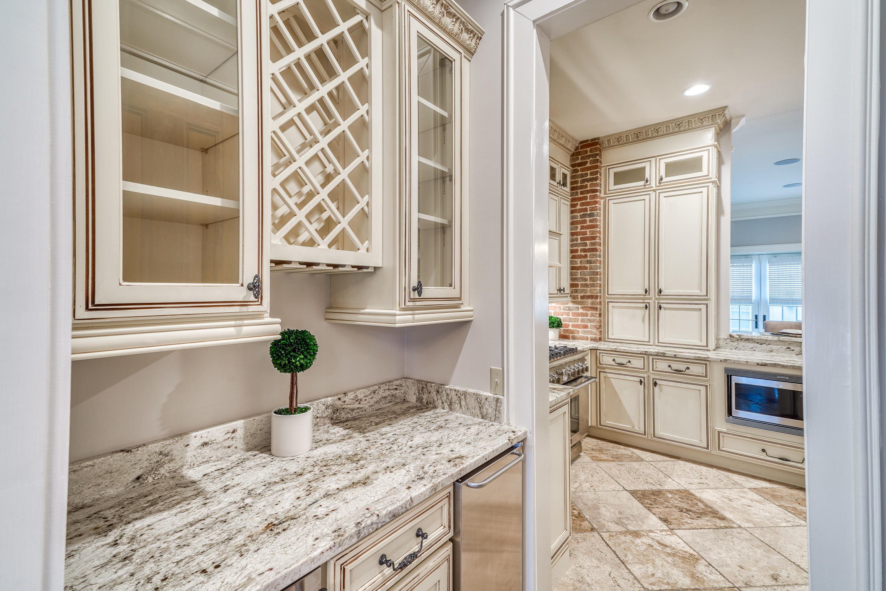 PROMINENCE/LUXURY TOWNHOMES - Residential