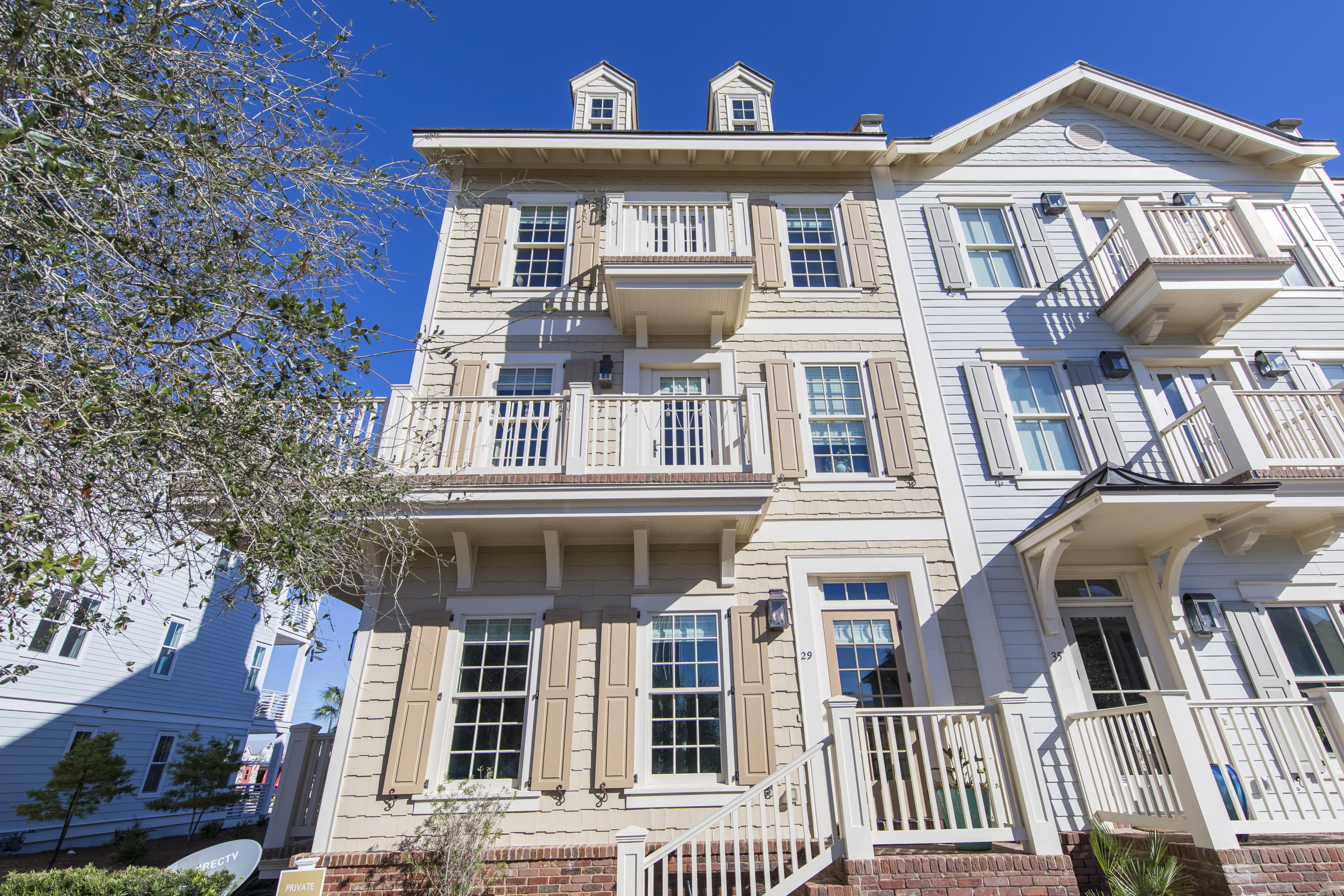 PROMINENCE/LUXURY TOWNHOMES - Residential