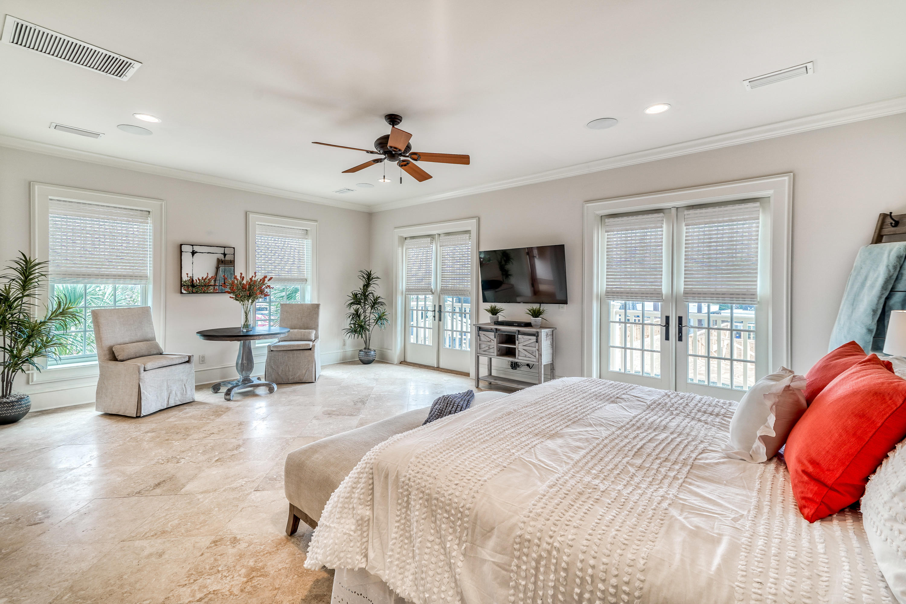 PROMINENCE/LUXURY TOWNHOMES - Residential