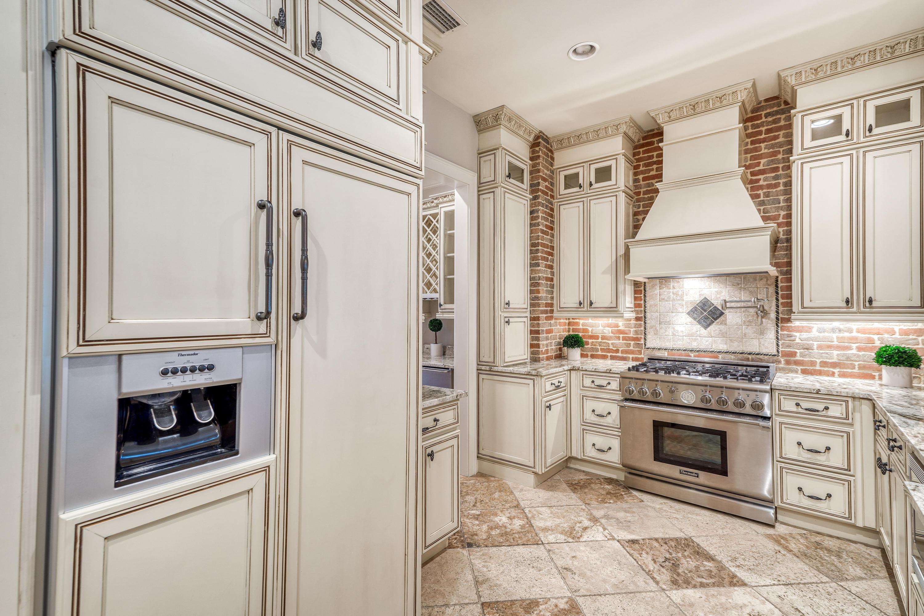 PROMINENCE/LUXURY TOWNHOMES - Residential