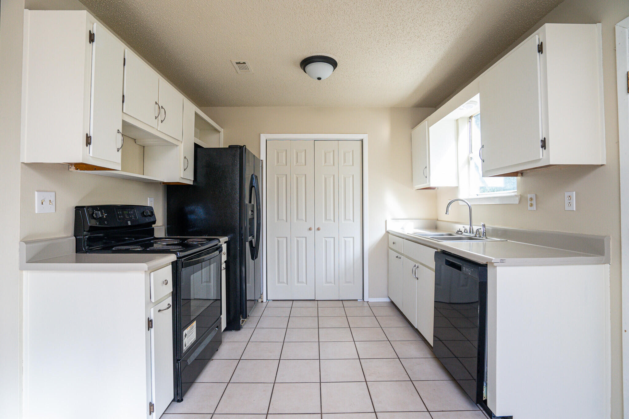 CRESTVIEW - Residential