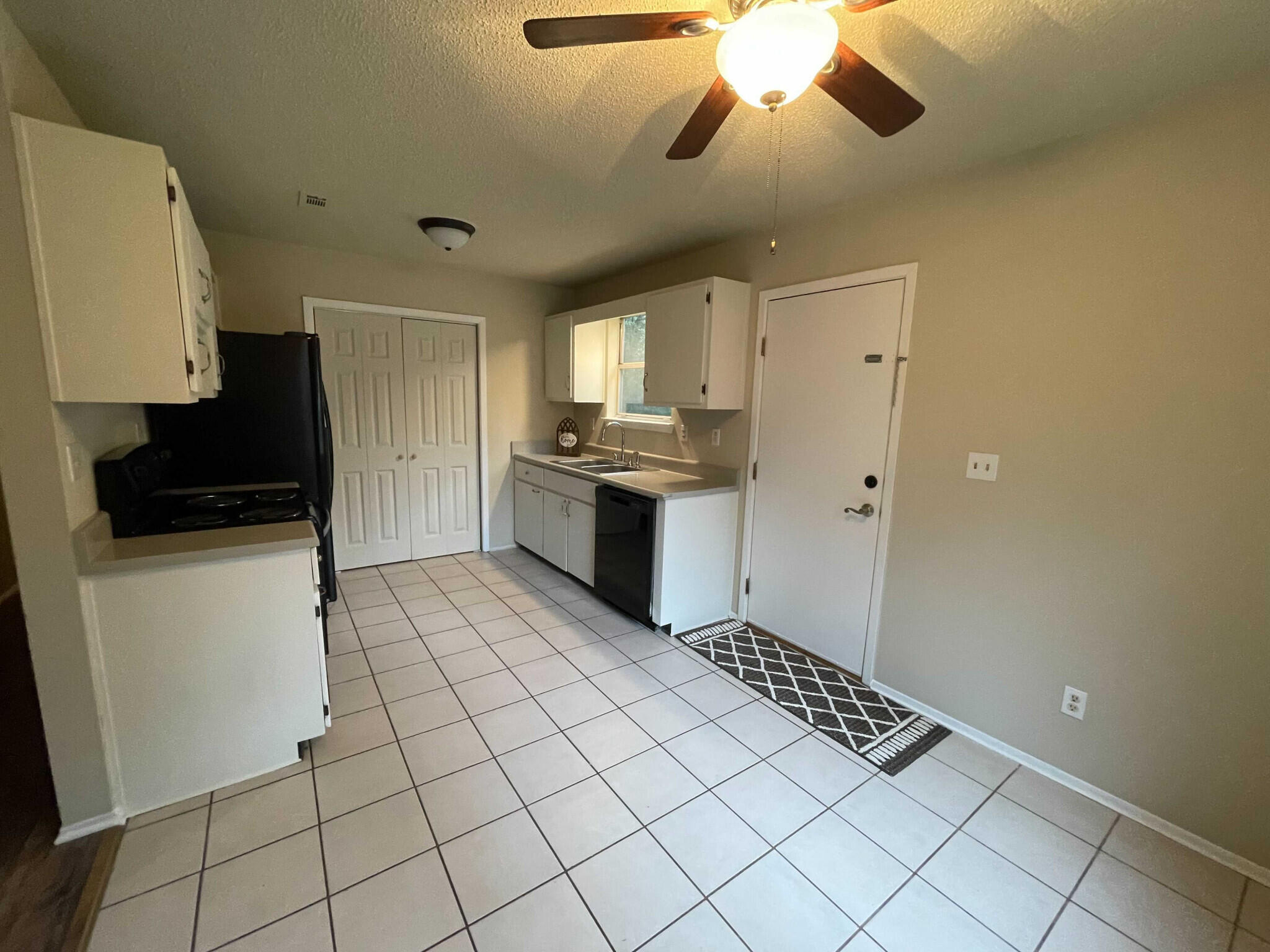 CRESTVIEW - Residential