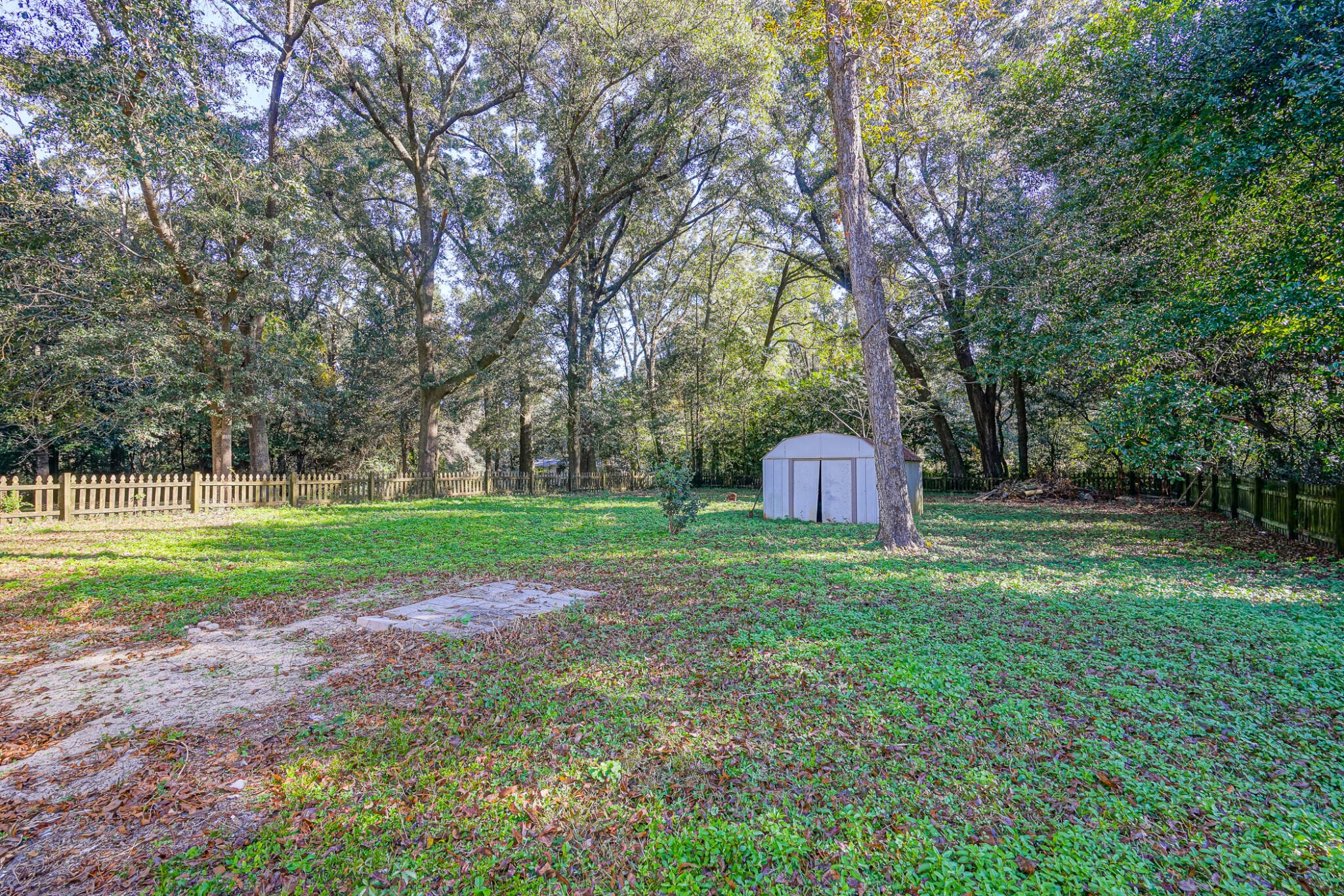 CRESTVIEW - Residential