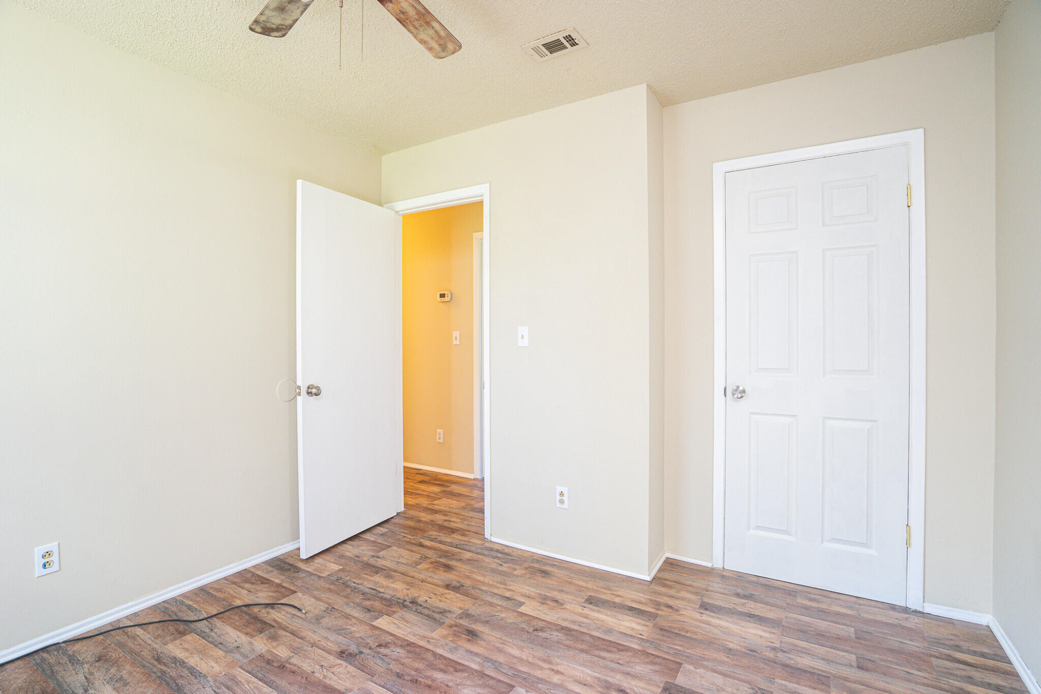 CRESTVIEW - Residential