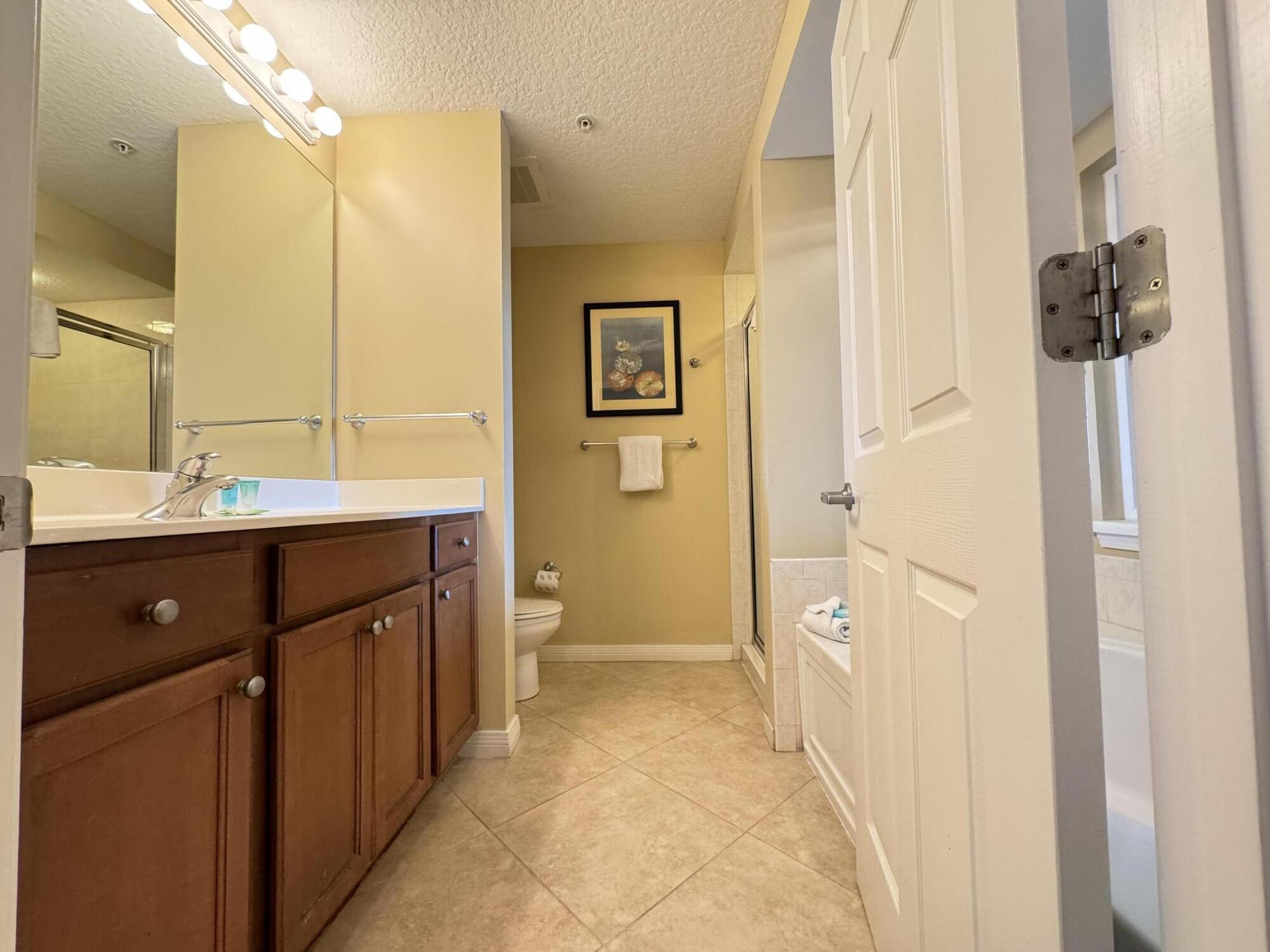 DESTIN WEST GULFSIDE VILLAS - Residential