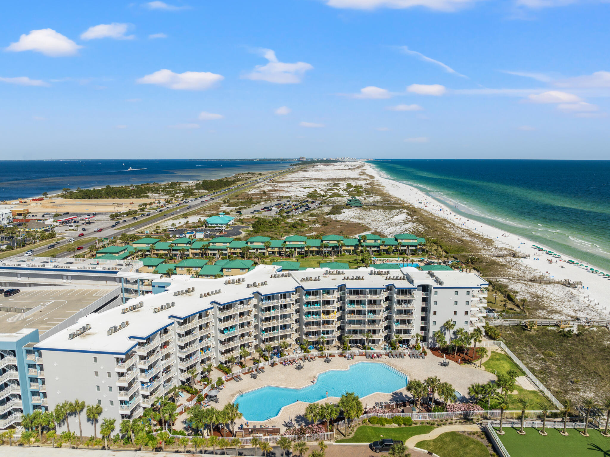 DESTIN WEST GULFSIDE VILLAS - Residential