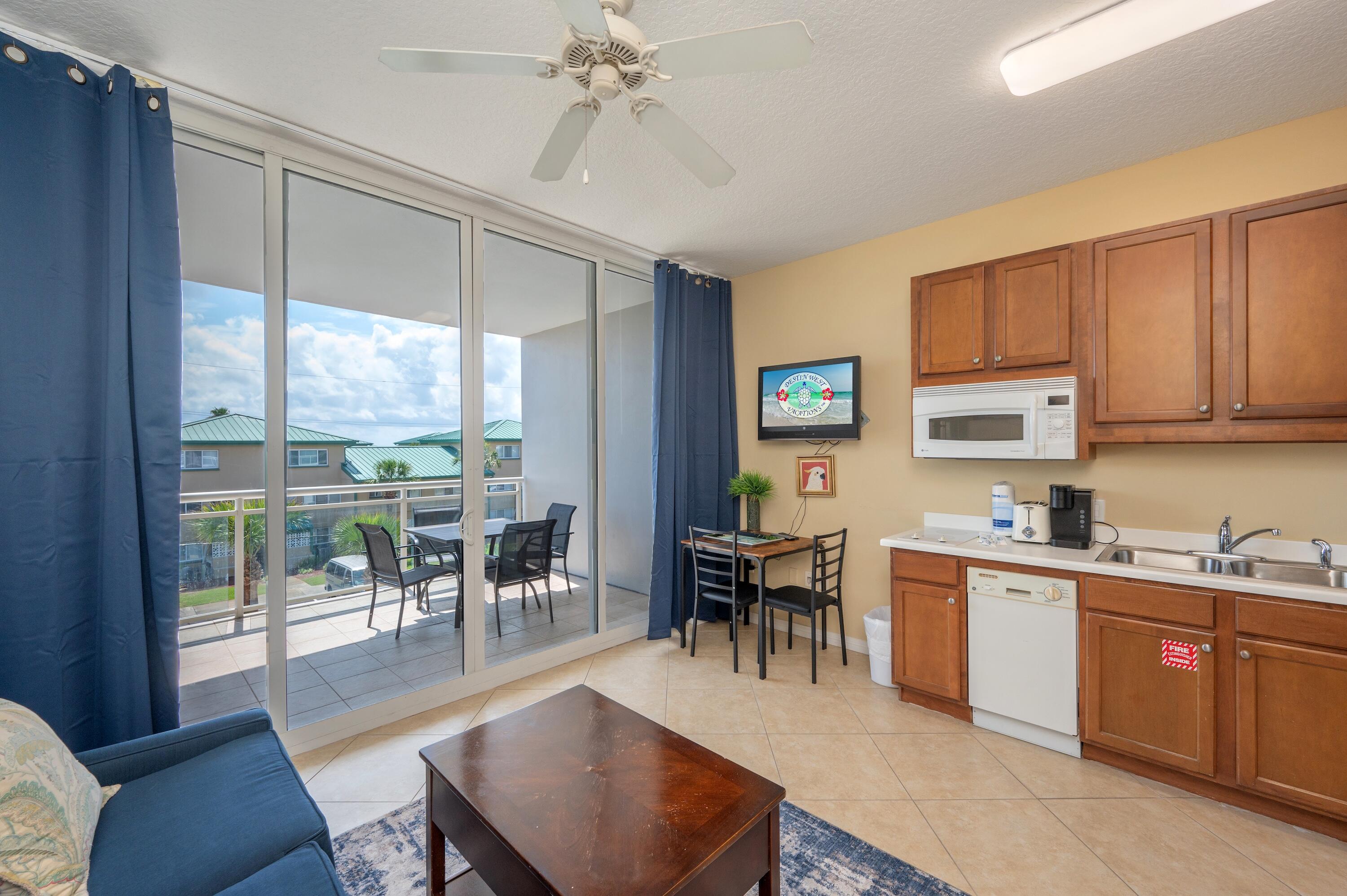 DESTIN WEST GULFSIDE VILLAS - Residential