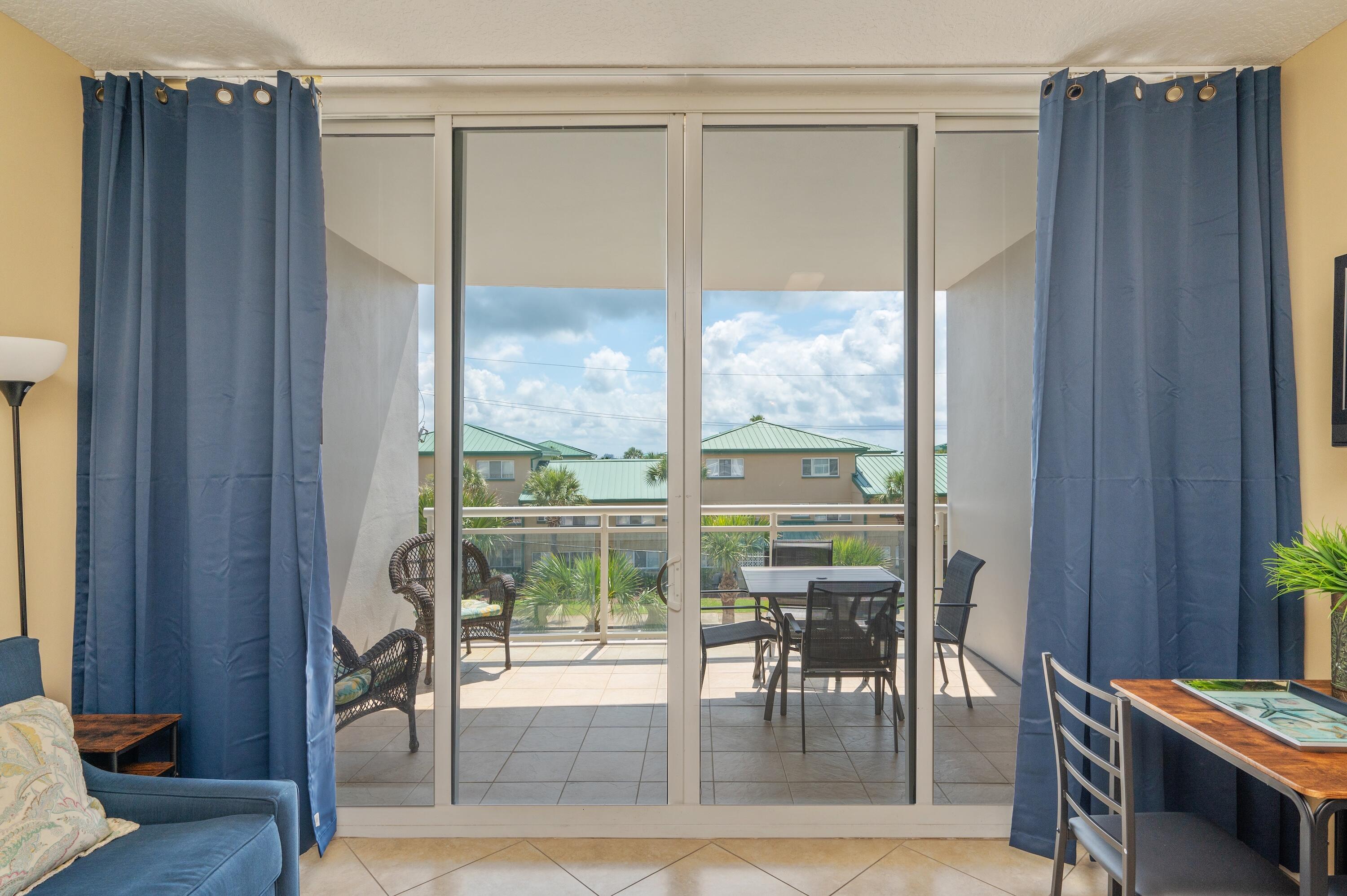 DESTIN WEST GULFSIDE VILLAS - Residential