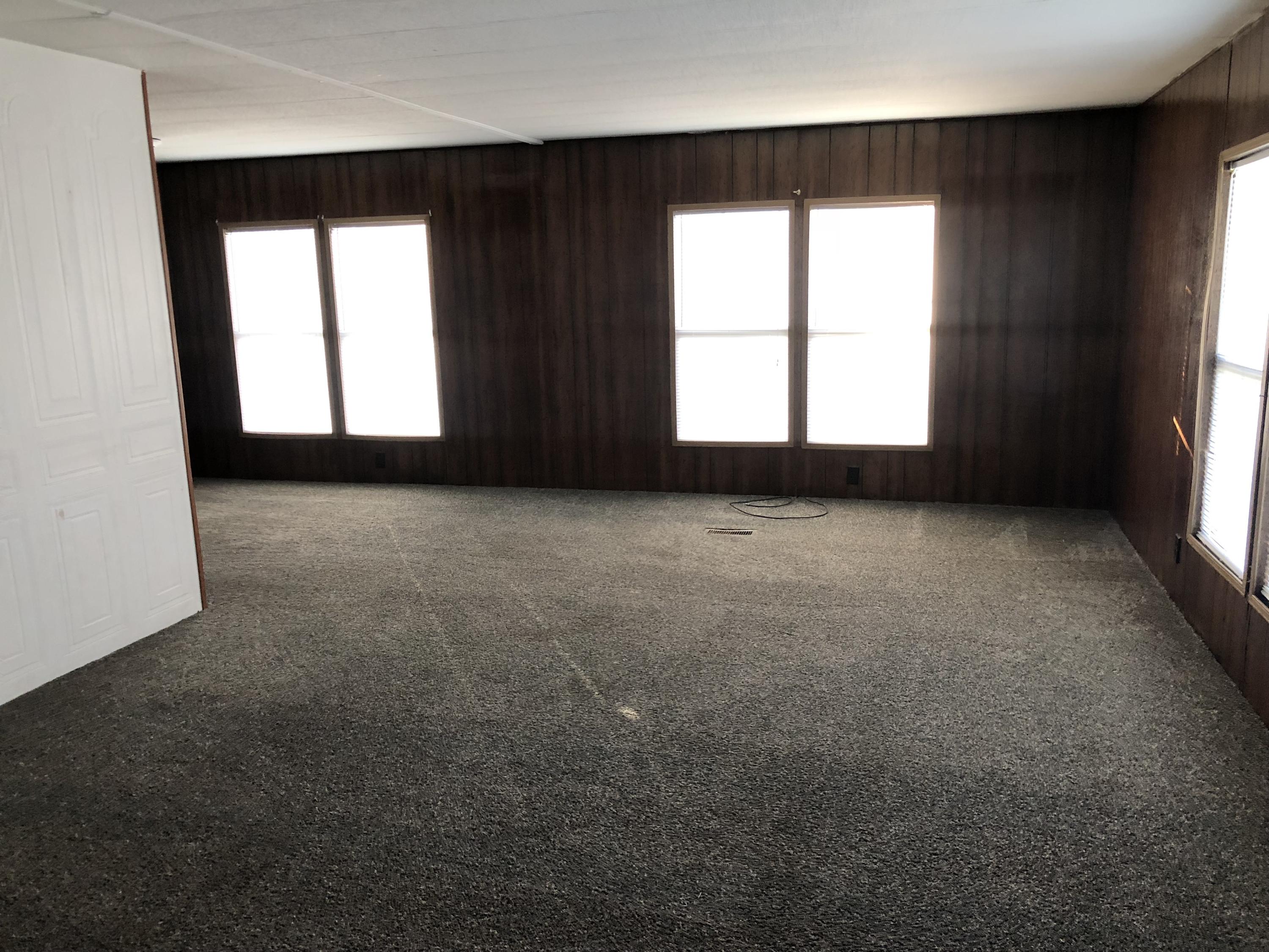 WESTWOOD MOBILE HOME ESTATES - Residential Lease