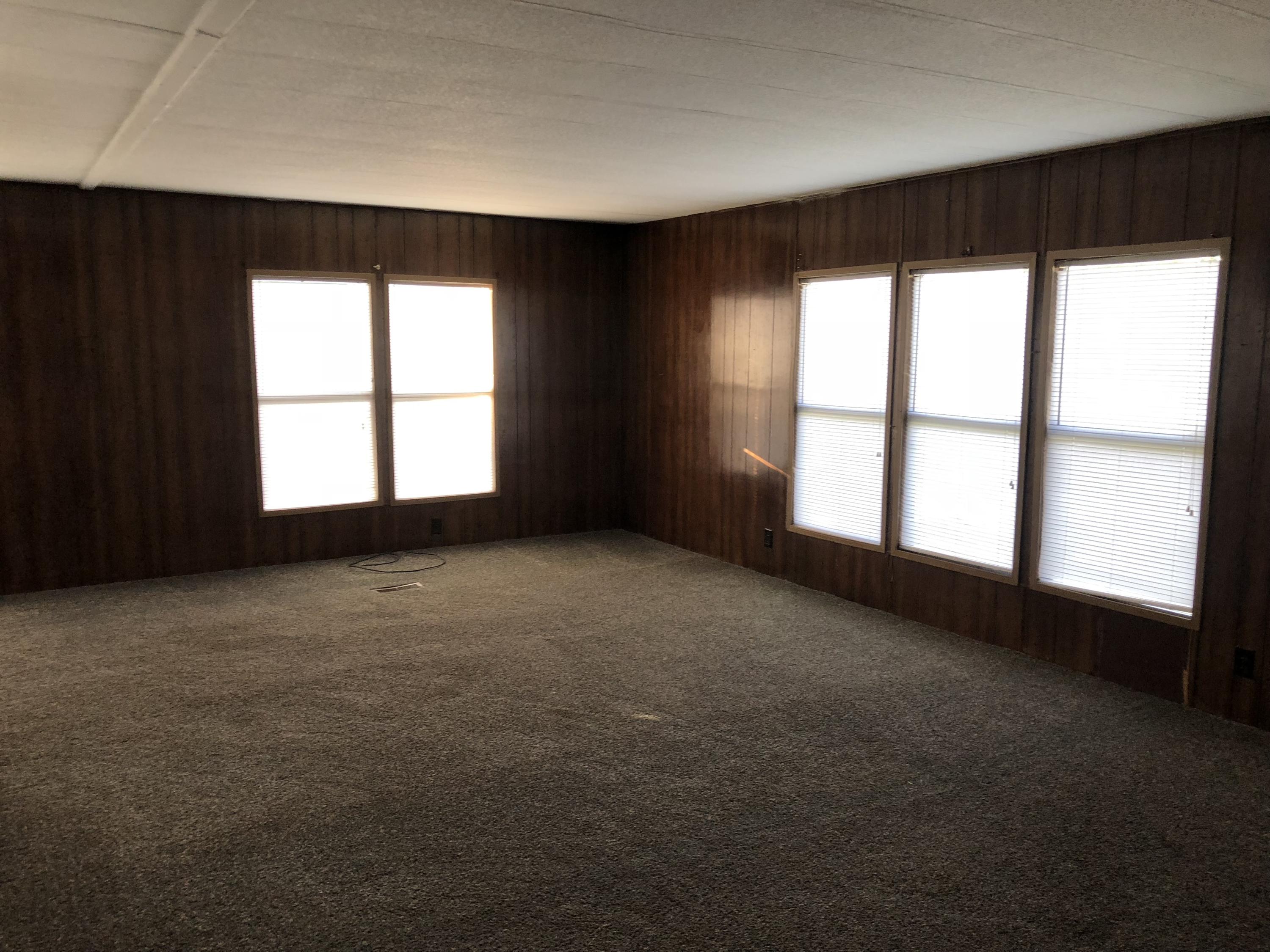 WESTWOOD MOBILE HOME ESTATES - Residential Lease