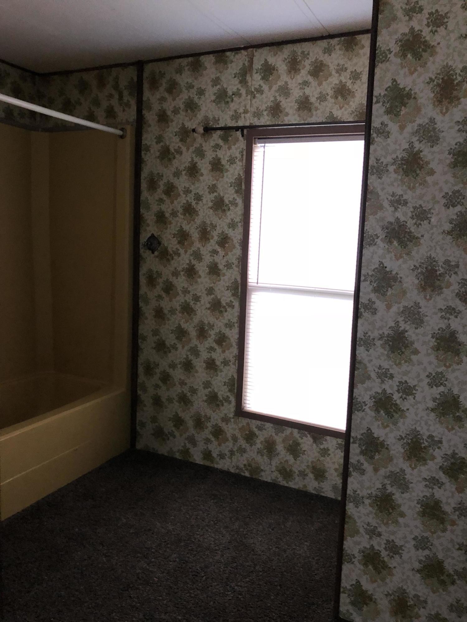WESTWOOD MOBILE HOME ESTATES - Residential Lease