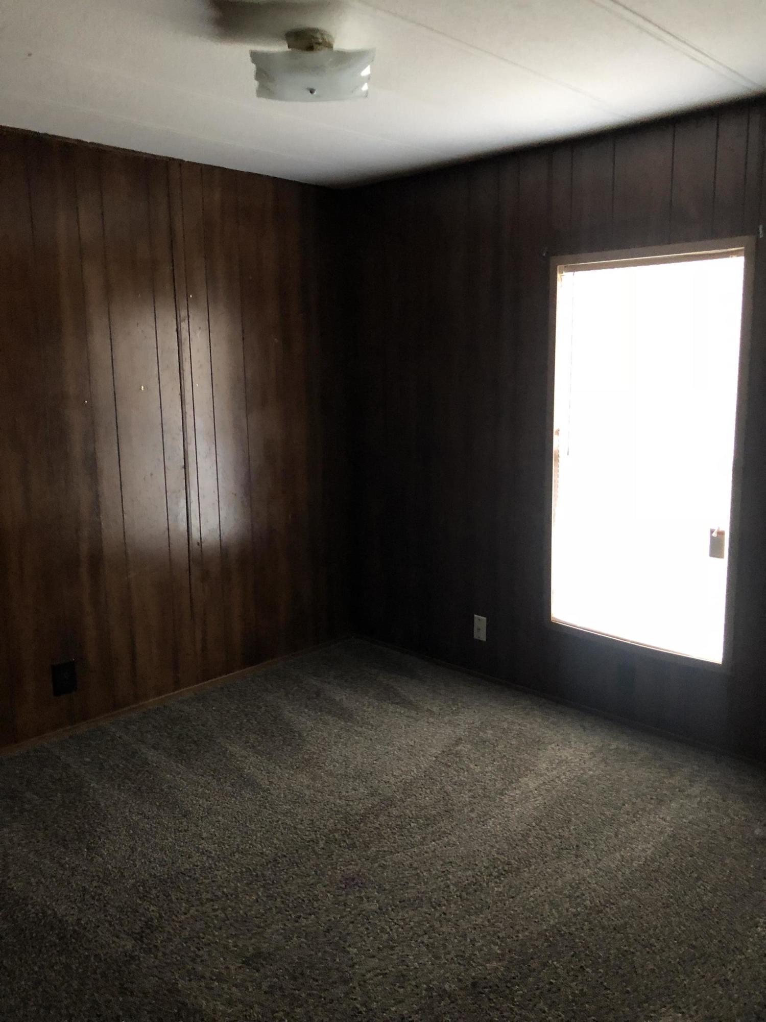 WESTWOOD MOBILE HOME ESTATES - Residential Lease