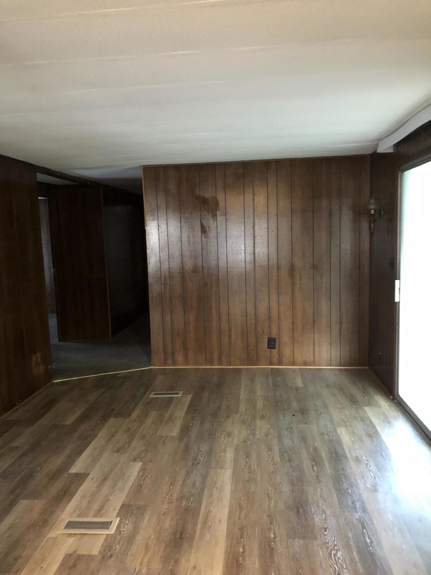 WESTWOOD MOBILE HOME ESTATES - Residential Lease