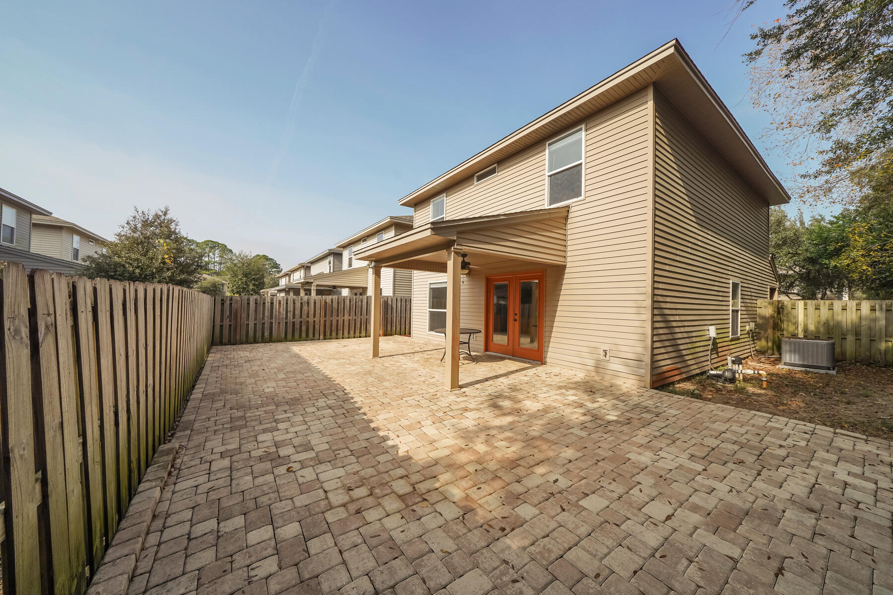 SUMMERWOOD - Residential