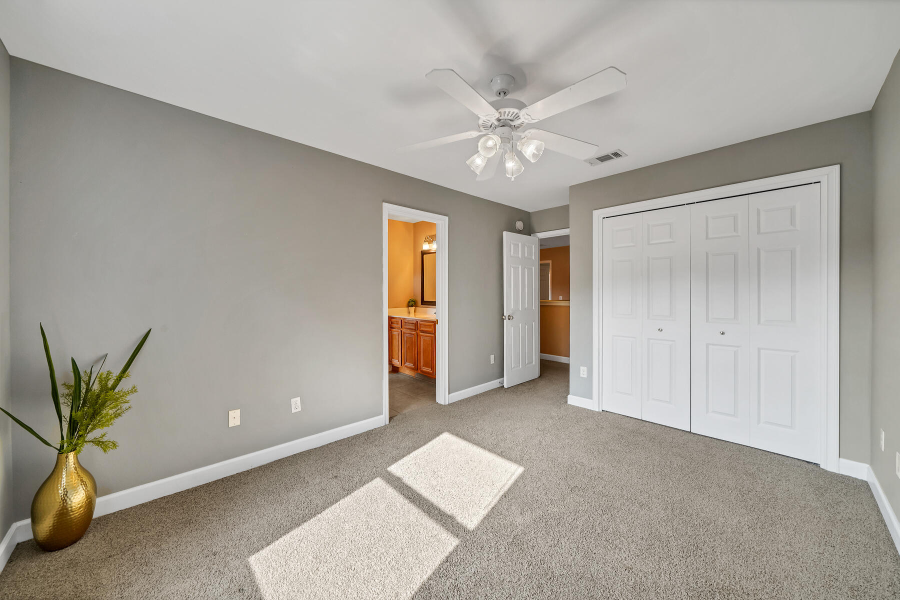 SUMMERWOOD - Residential
