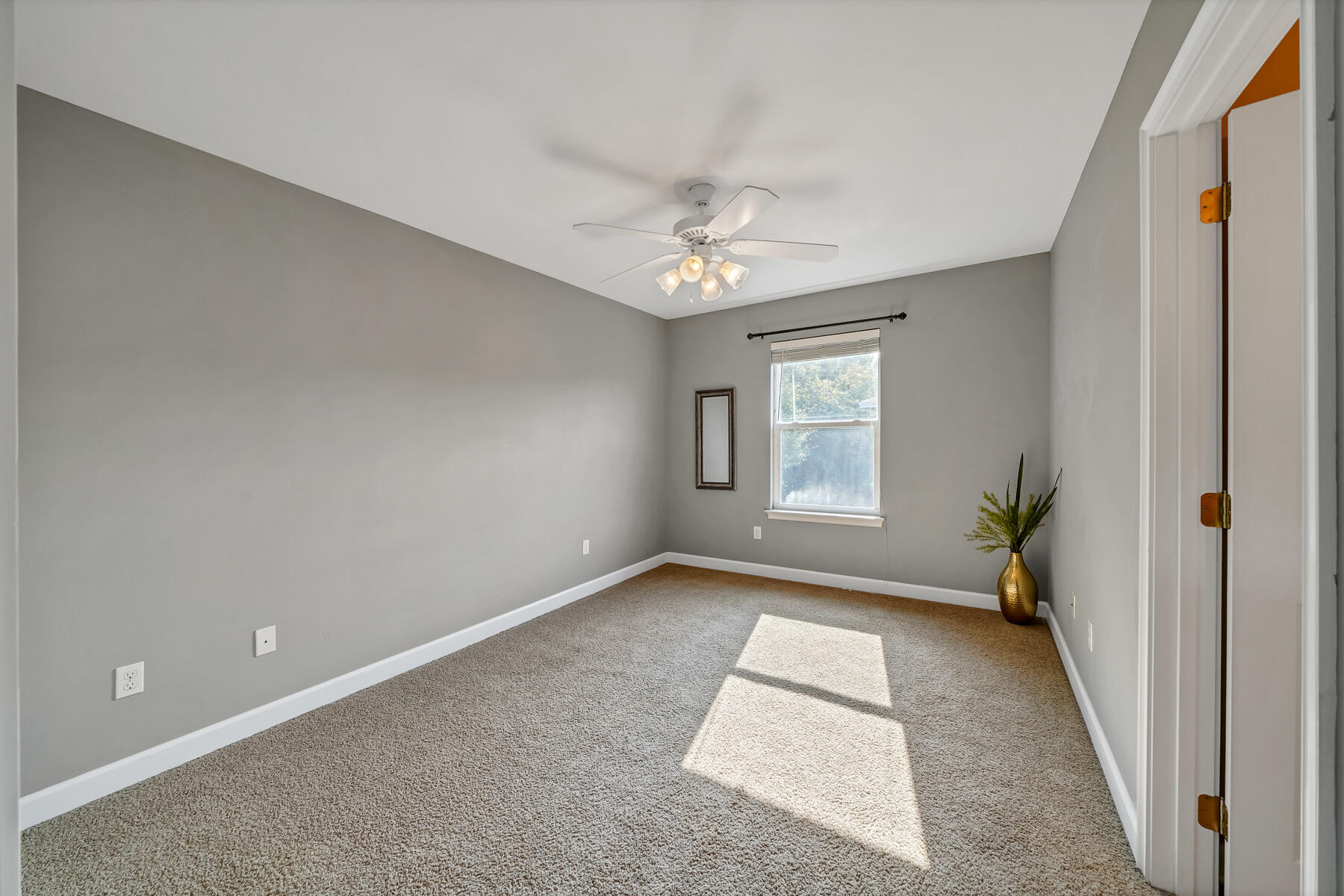 SUMMERWOOD - Residential