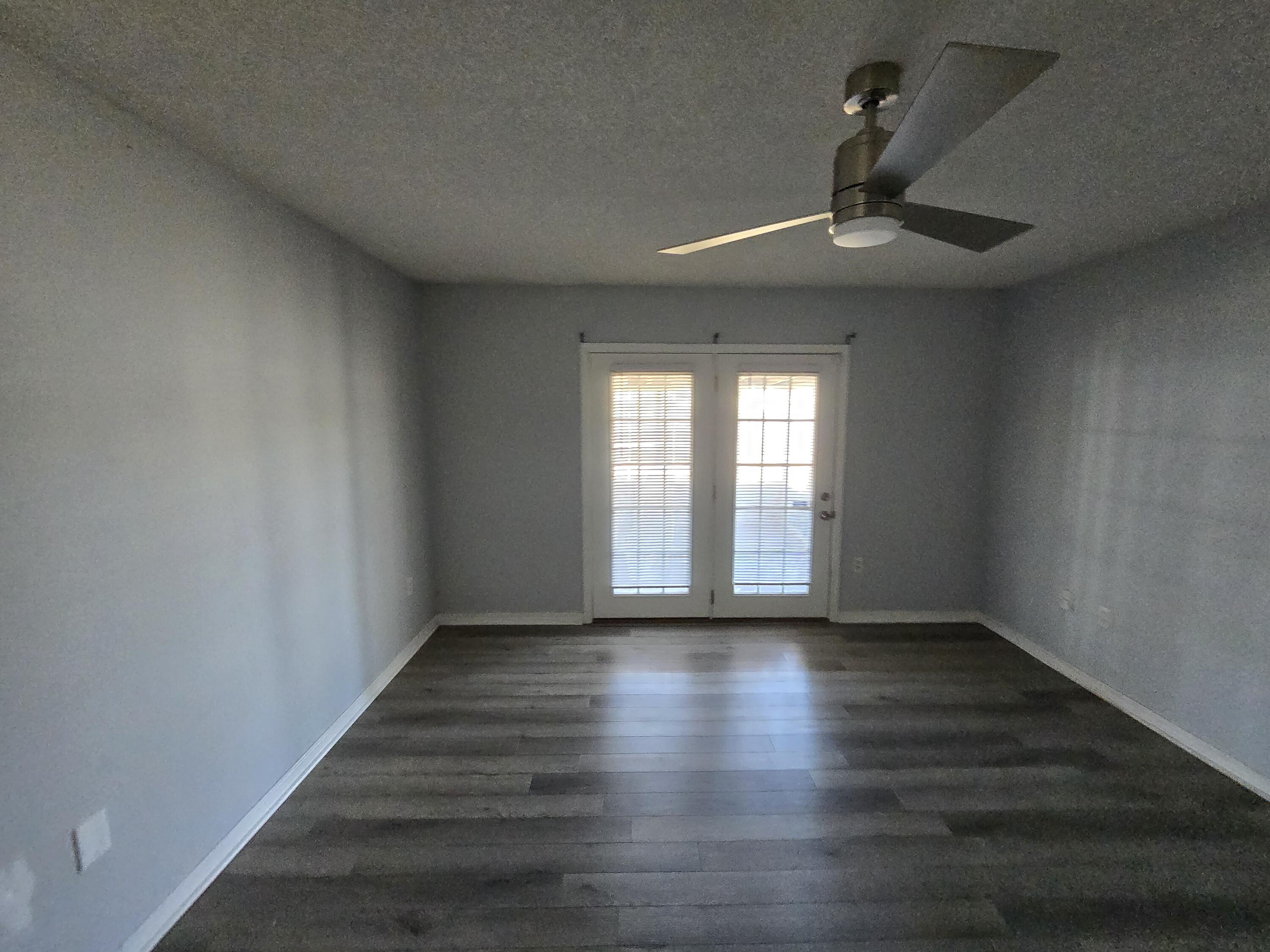 HAMPTON RIDGE ESTATES - Residential