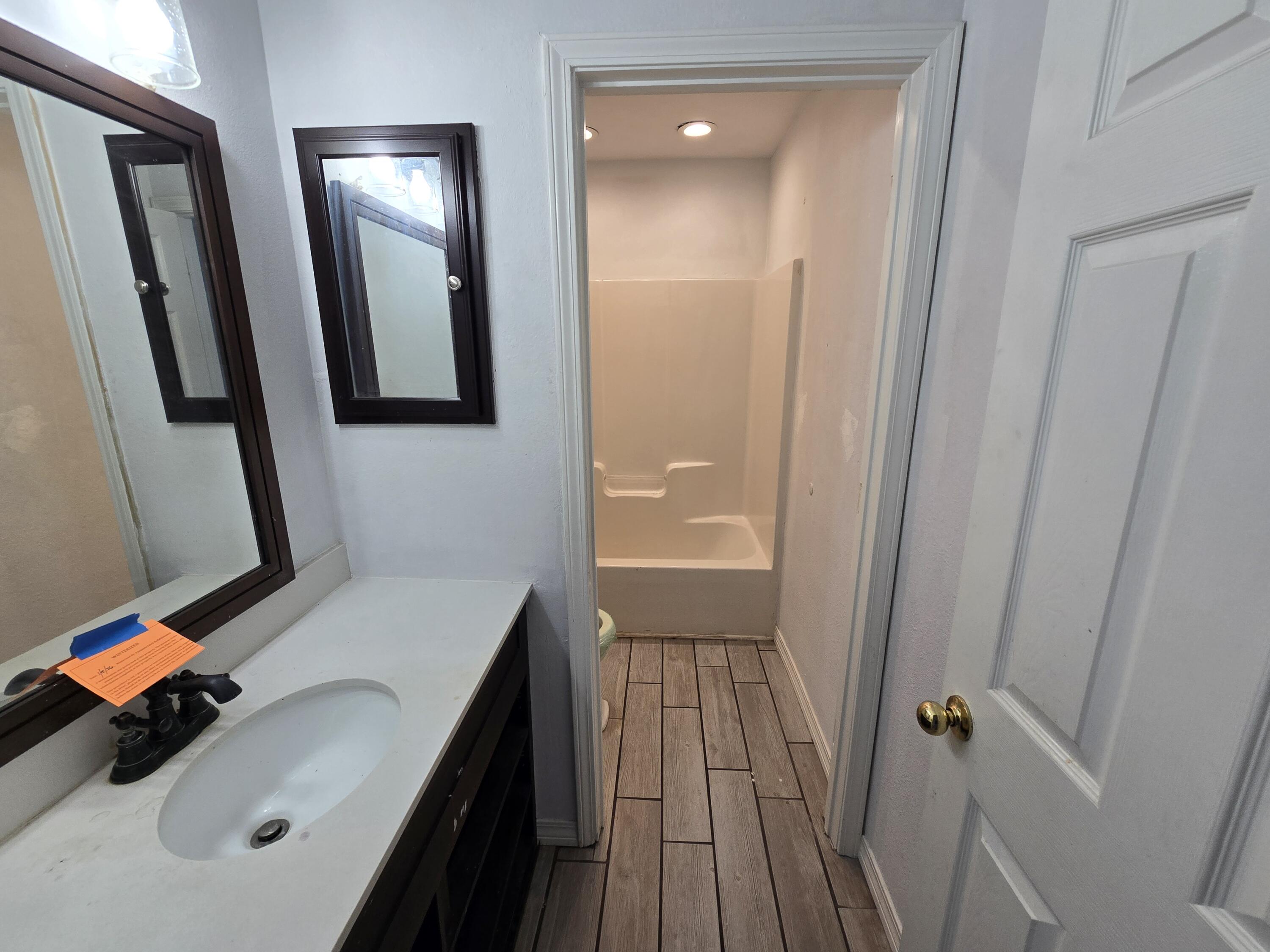 HAMPTON RIDGE ESTATES - Residential