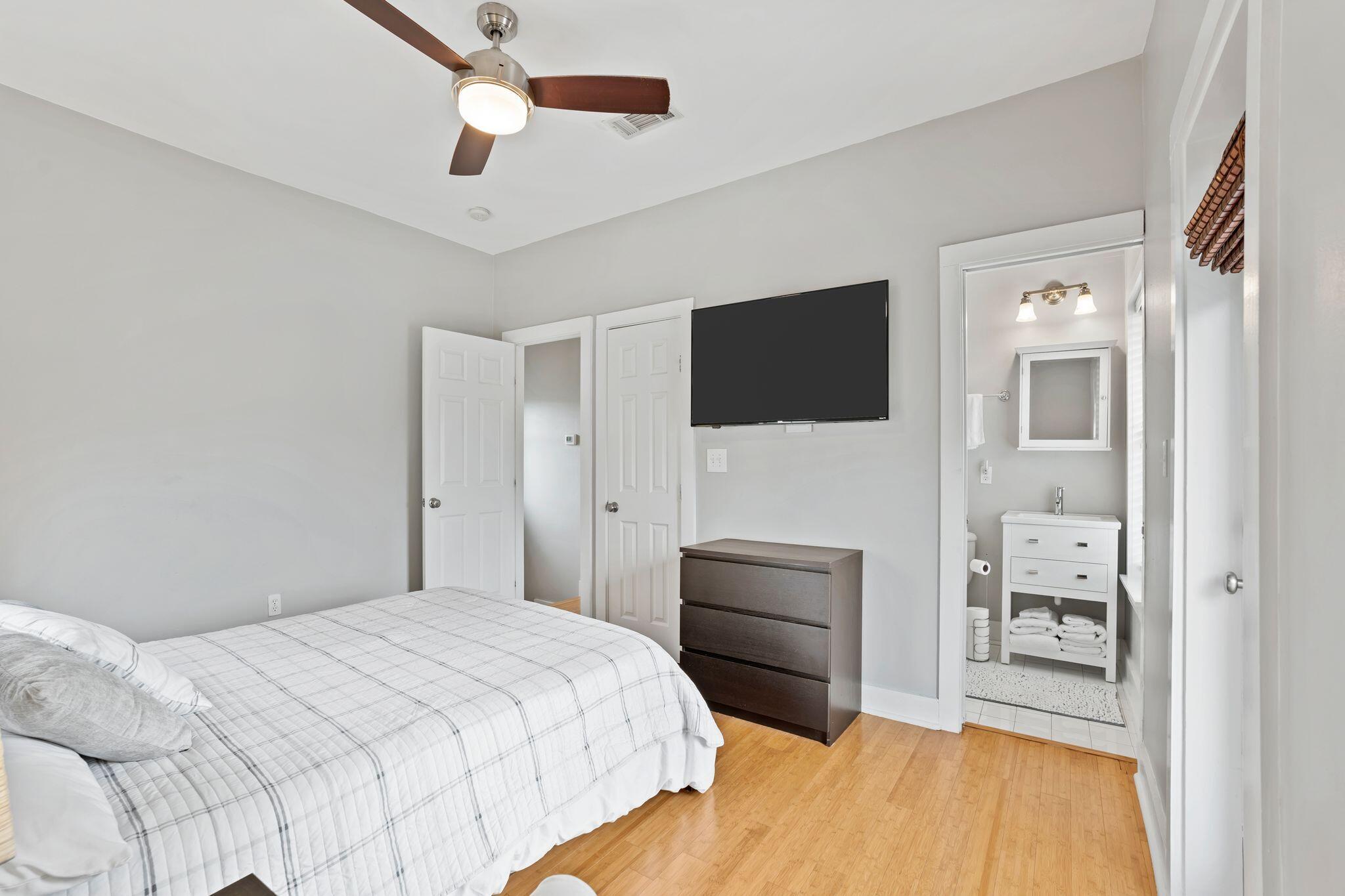 BUNGALOWS AT SEAGROVE BEACH - Residential