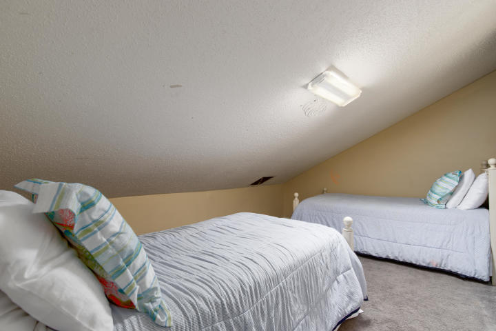 CRYSTAL SANDS CONDO - Residential