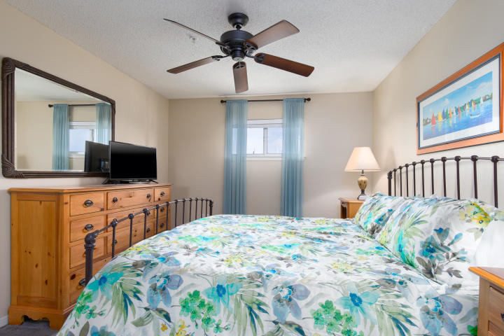 CRYSTAL SANDS CONDO - Residential