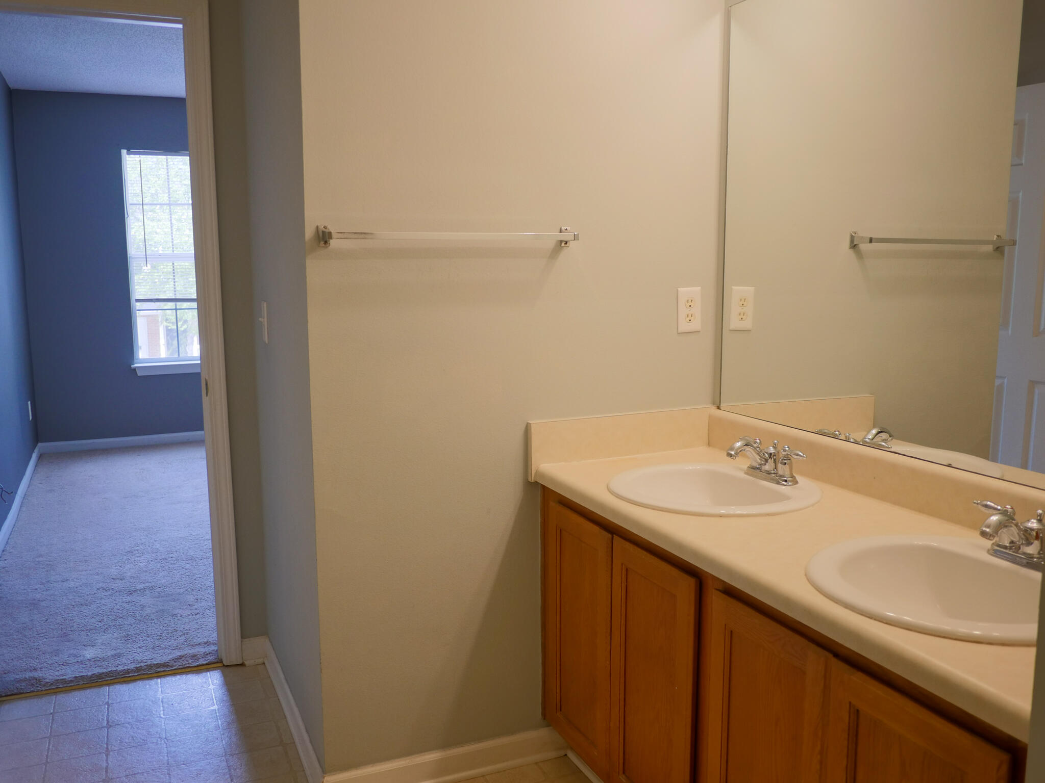 ROLLING PINES - Residential