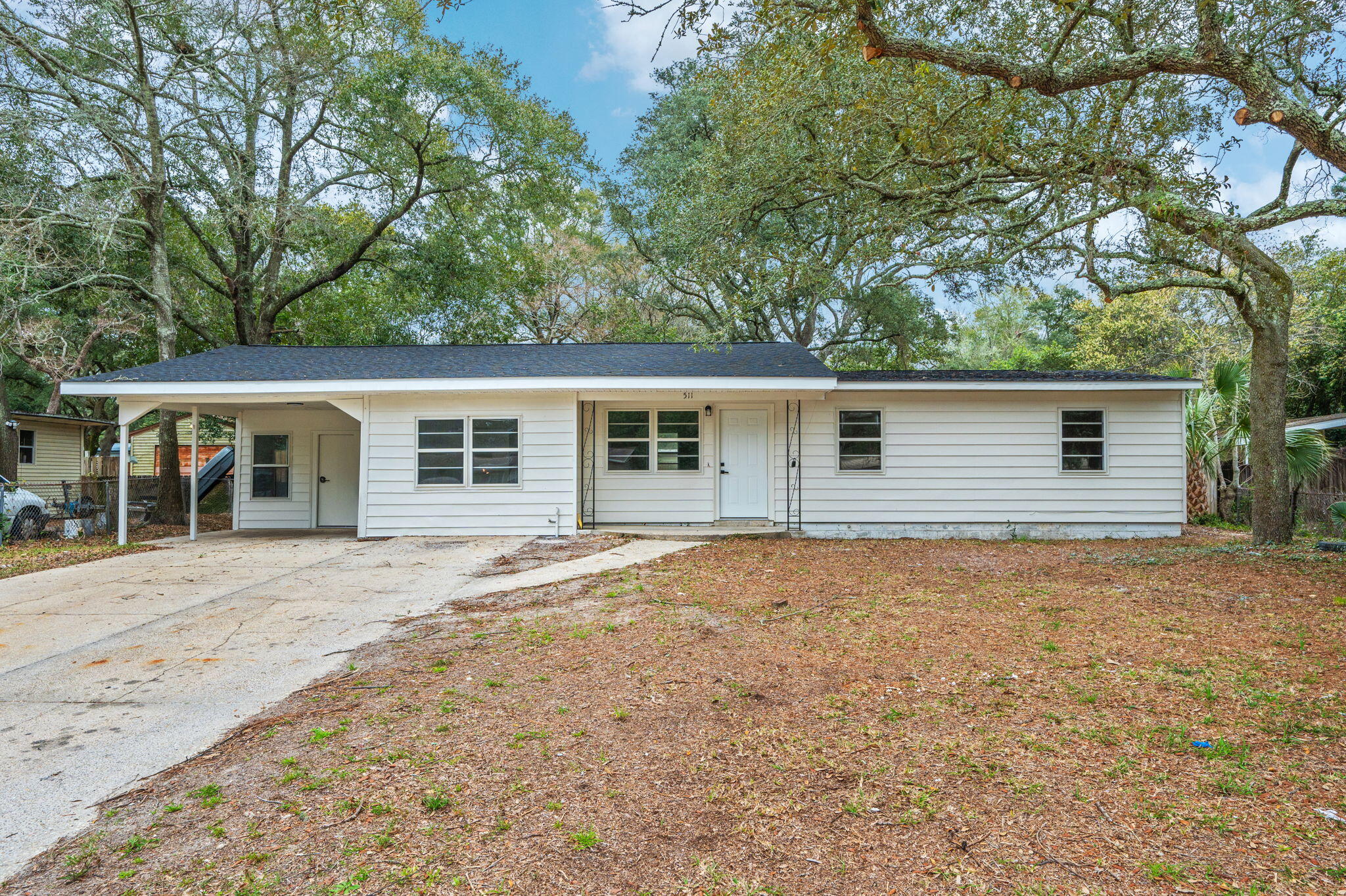 Fully remodeled 4 bedroom 1 bath home with a bonus family room/office. Brand new roof and AC. New LVP flooring and paint throughout the home. Bathroom features a tiled shower and the kitchen boasts new cabinets and quartz counters. The lot also features a large fenced backyard. Bonus room not included in the sq footage.